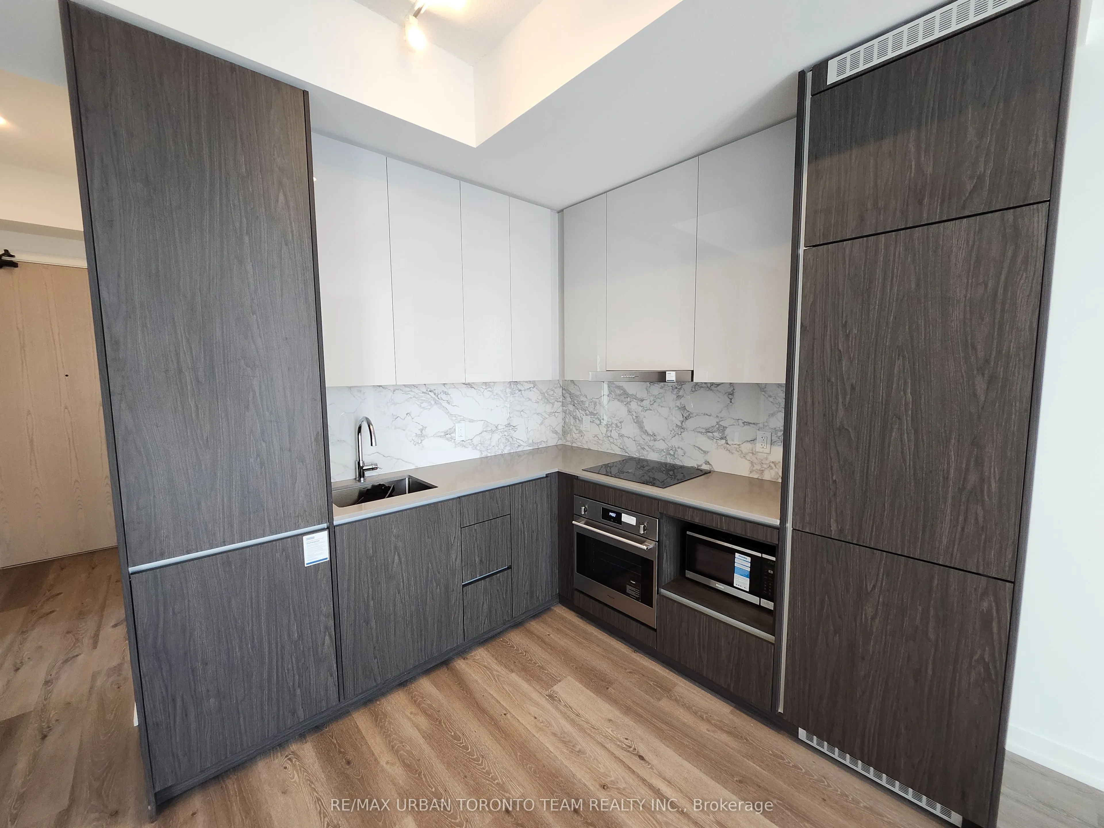 28 Interchange Way, #4603