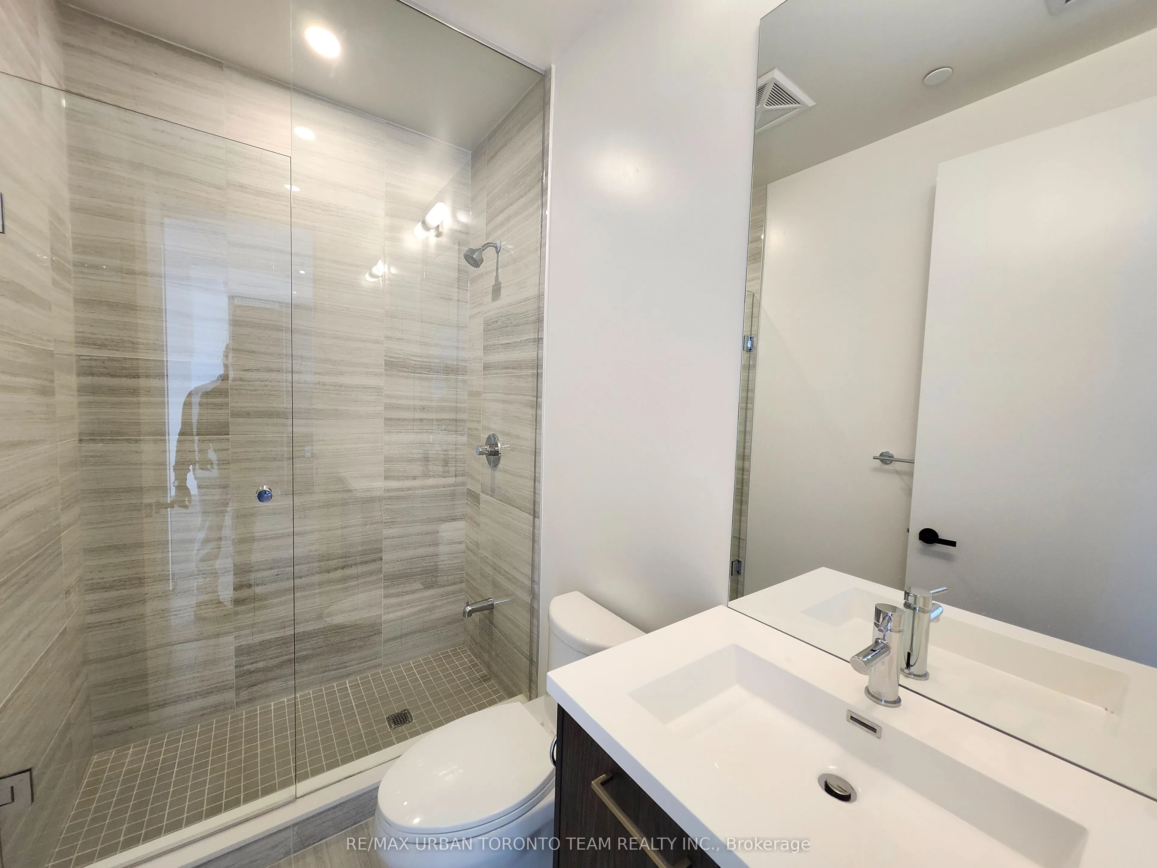 28 Interchange Way, #4603