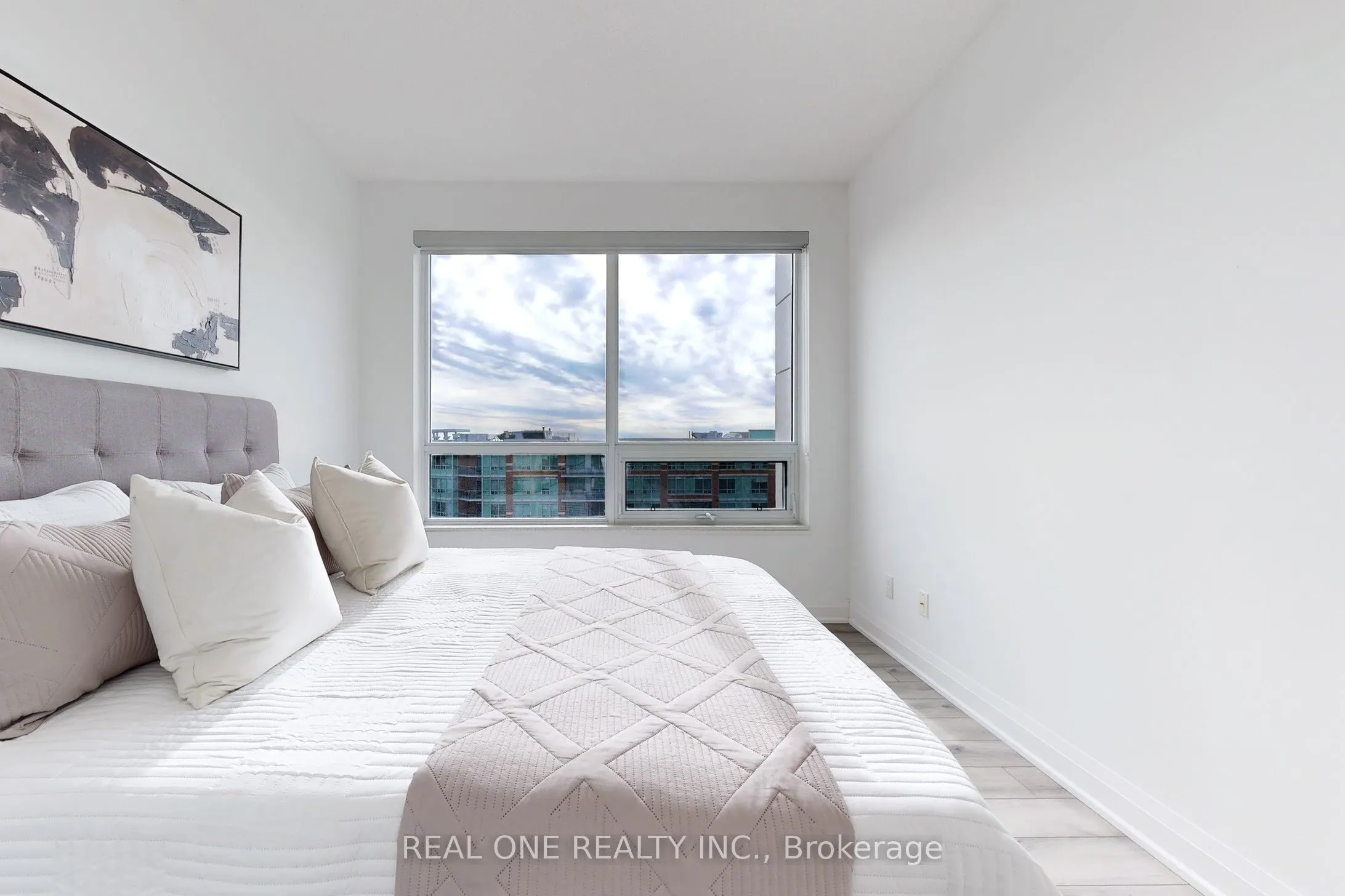 398 Highway 7 Road E, #1209