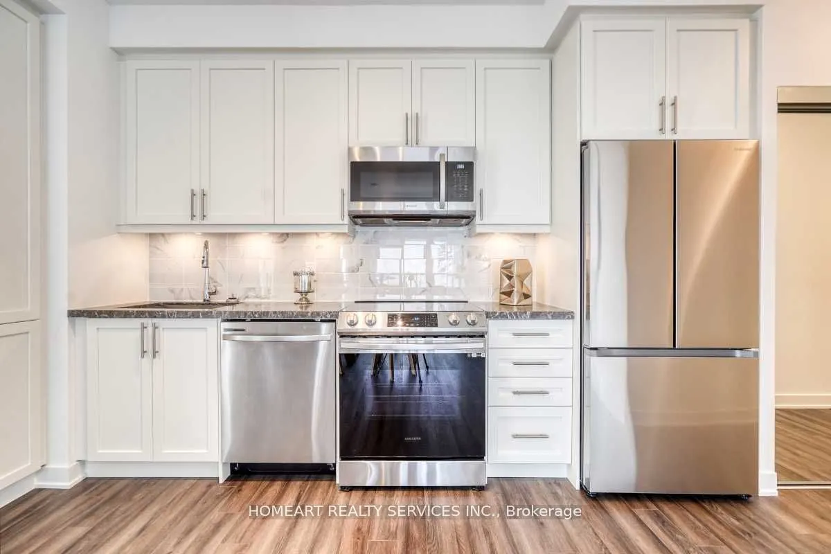 95 Oneida Crescent, #1610