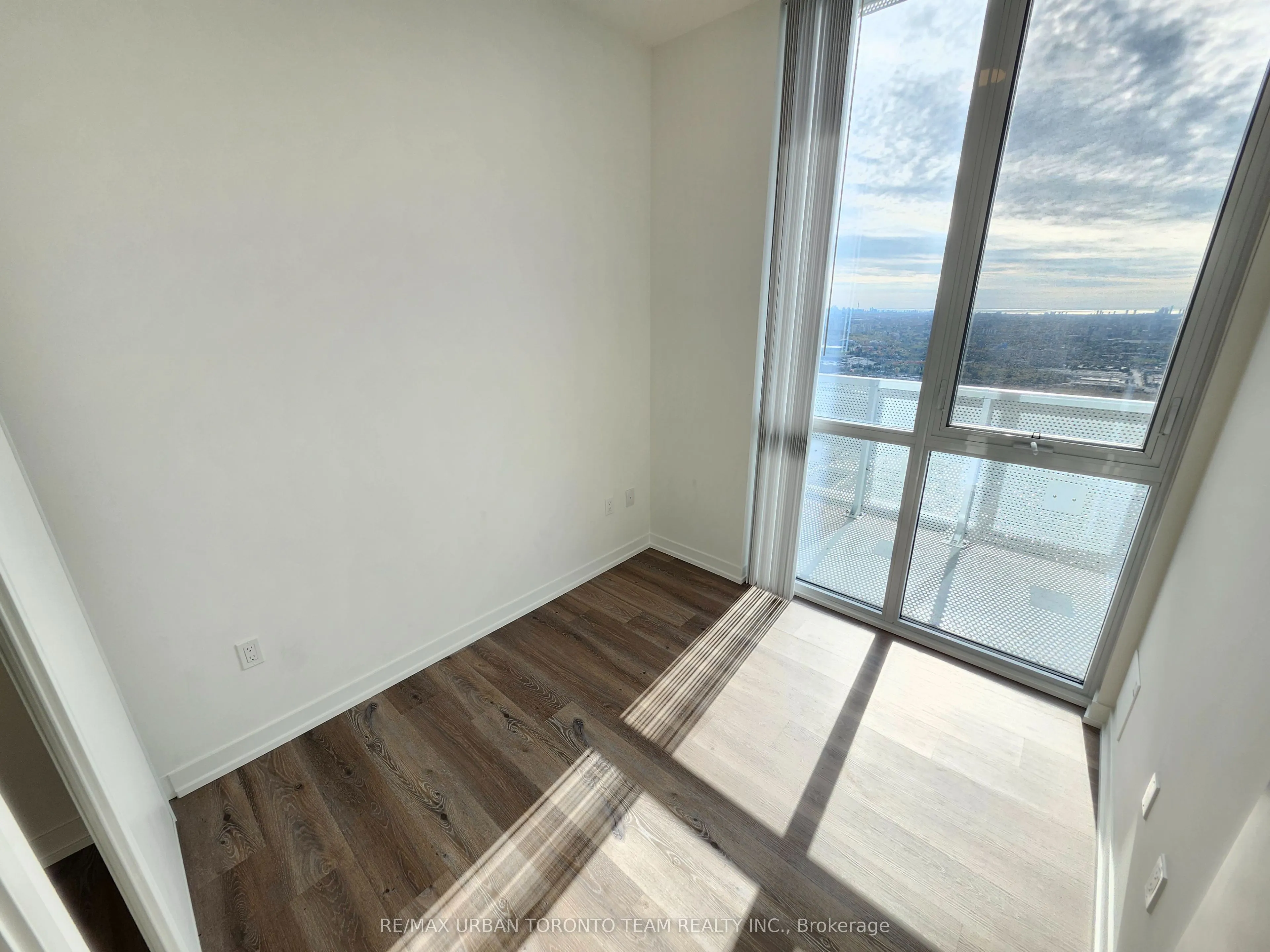 225 Commerce St Street, #PH102