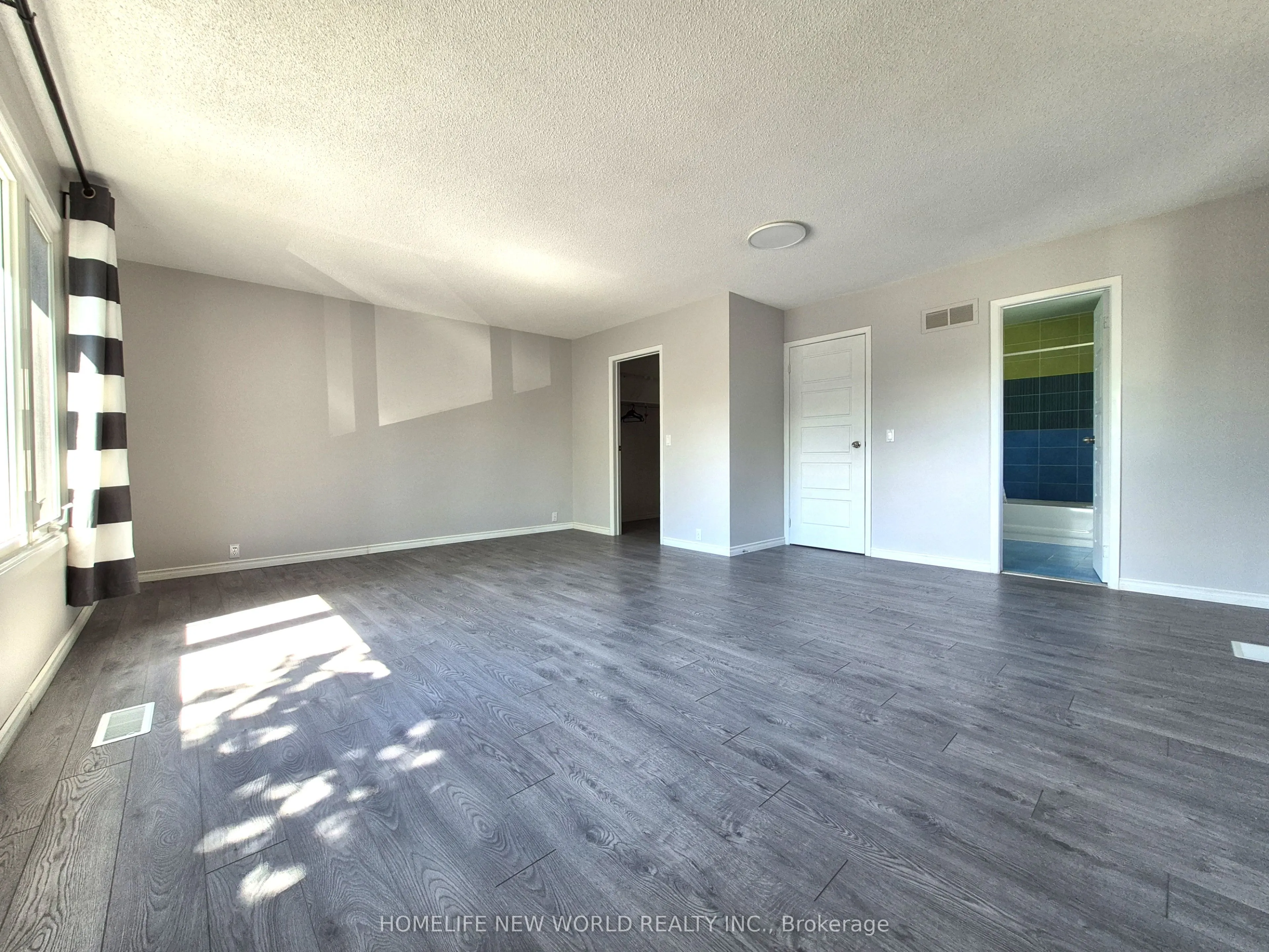 88 Madsen Crescent