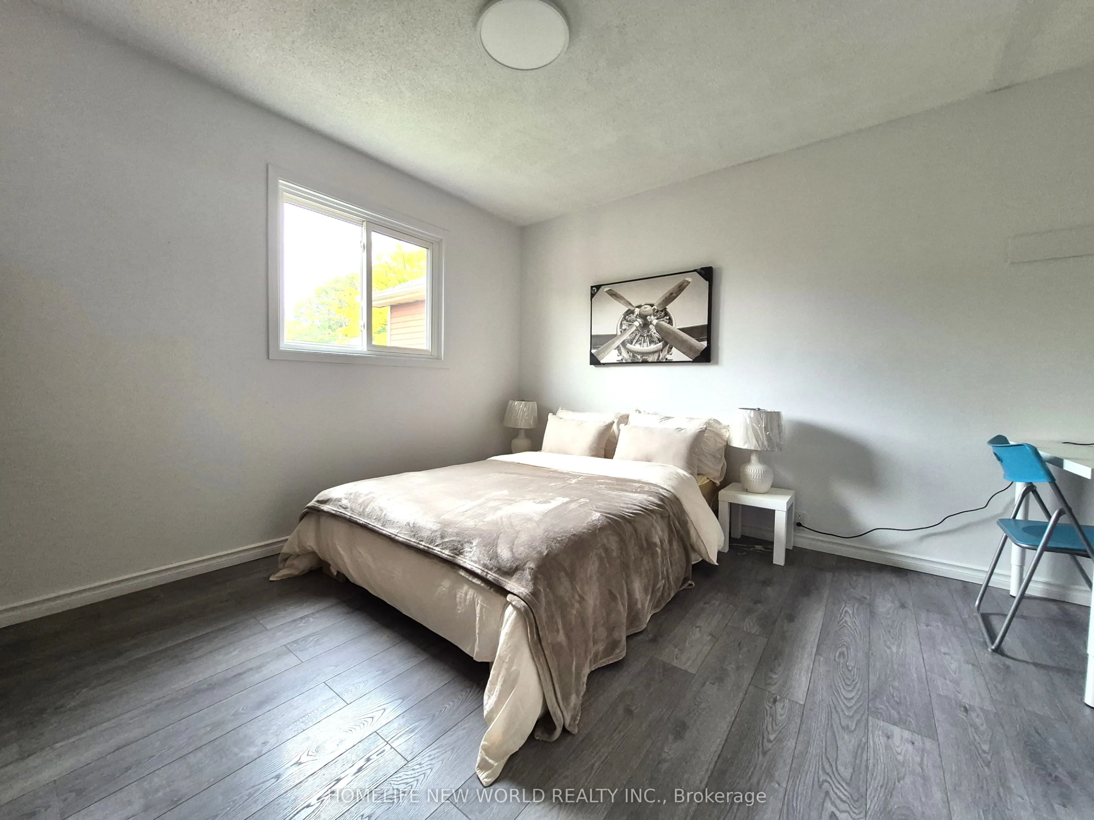 88 Madsen Crescent