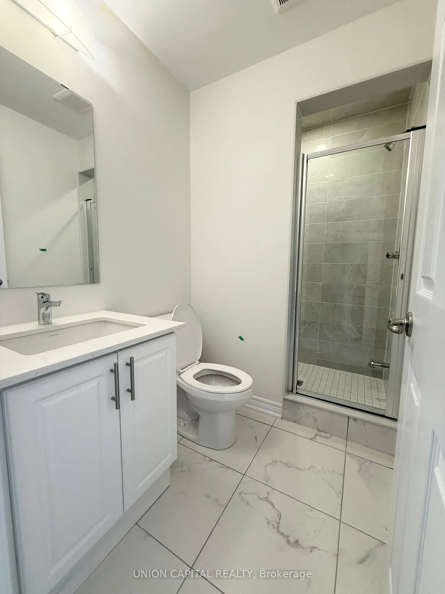 22 Robert Eaton Avenue
