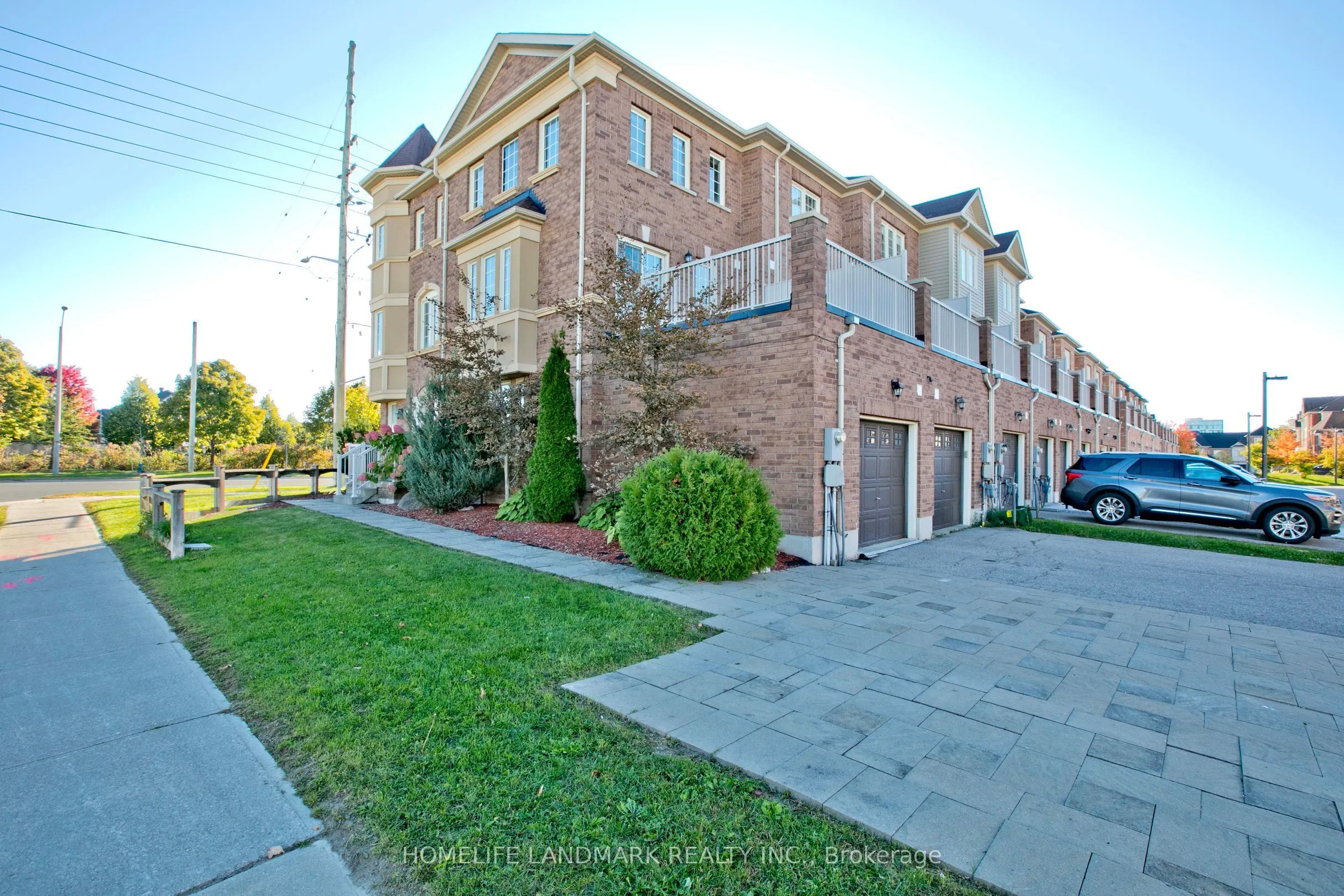 2 Percy Reesor Street