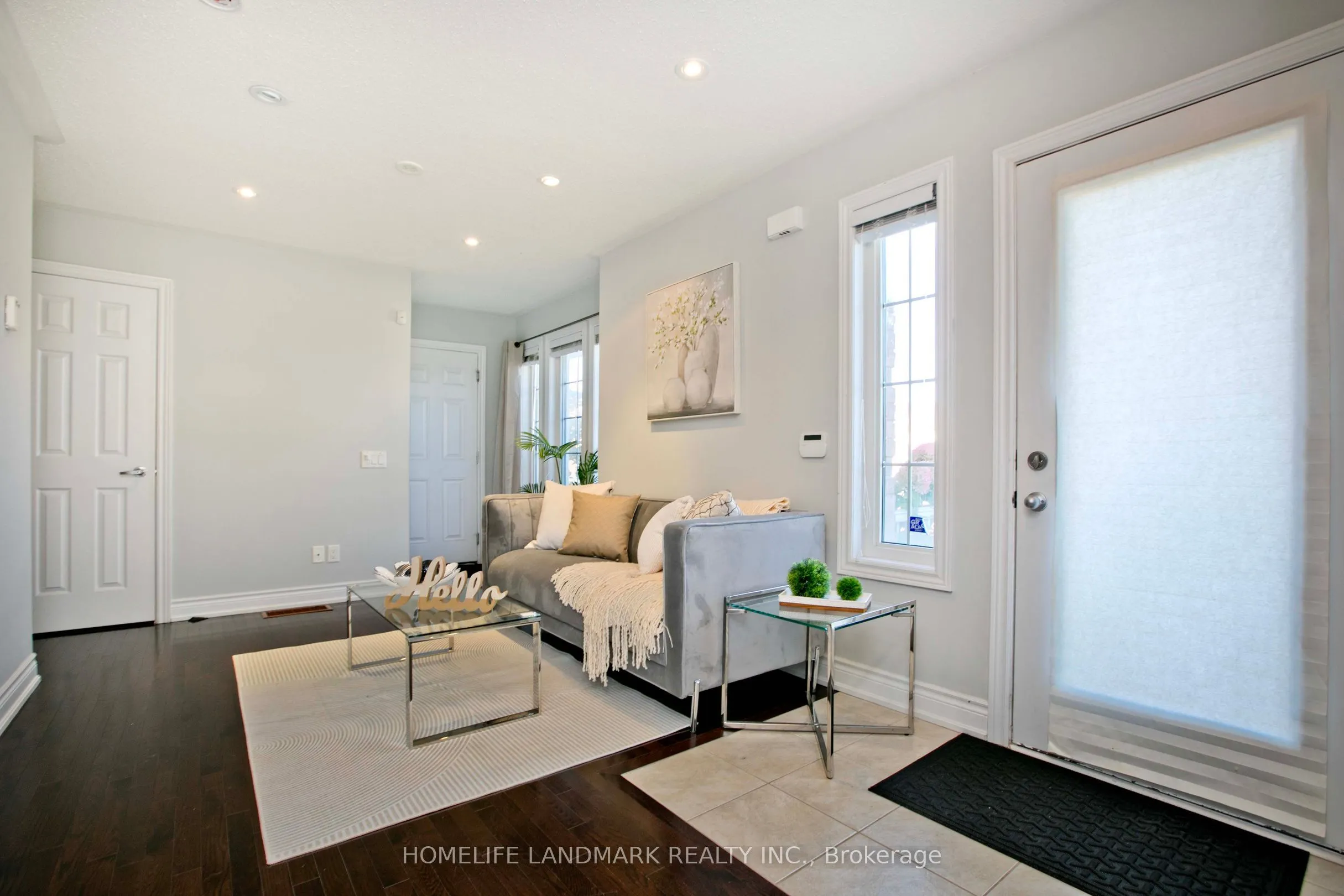 2 Percy Reesor Street