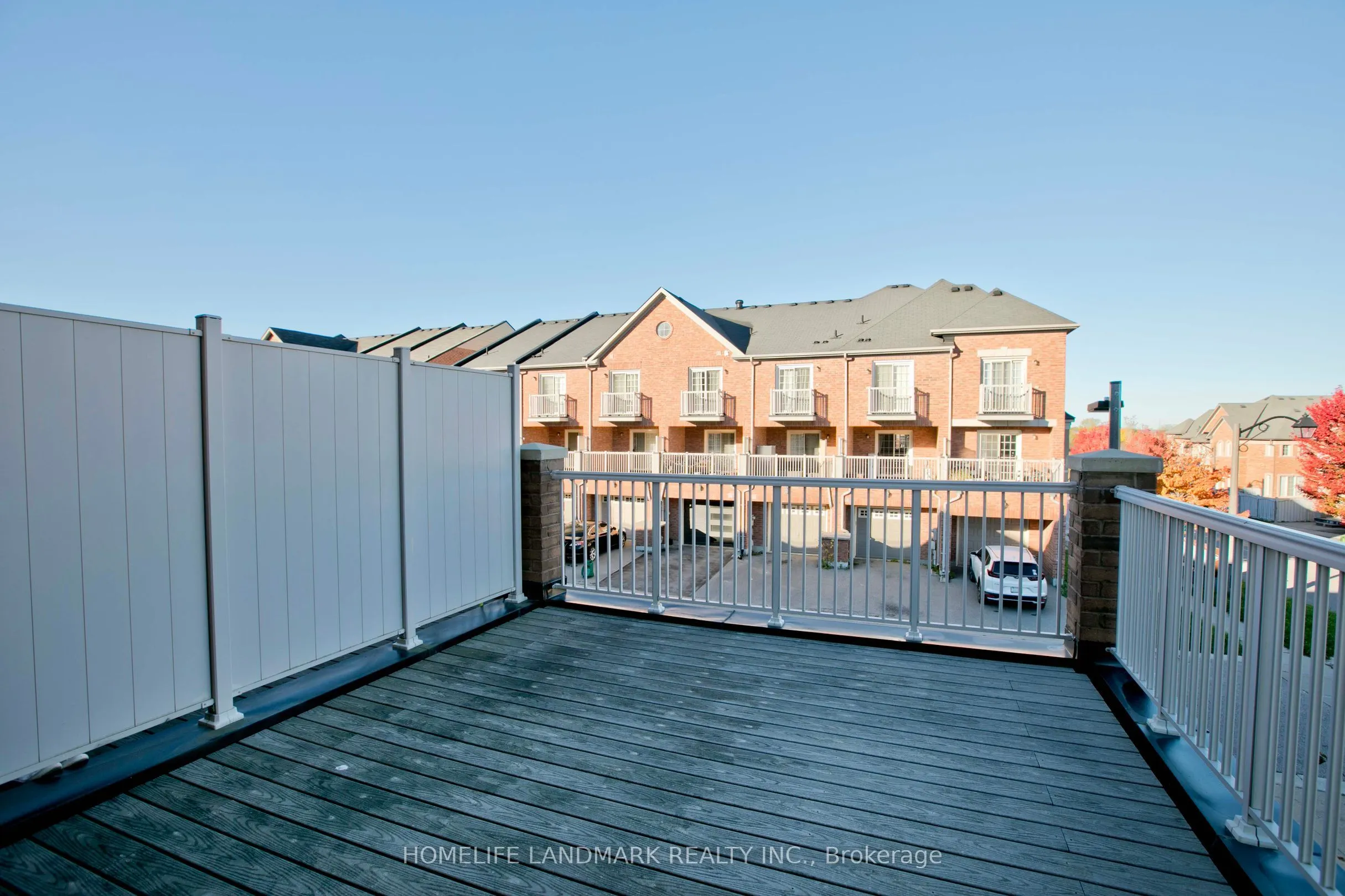 2 Percy Reesor Street