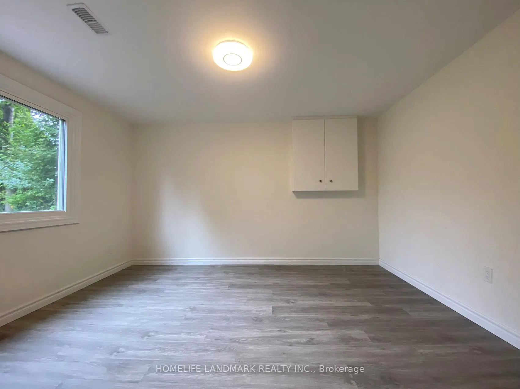 1052 Elgin Street, #Lower