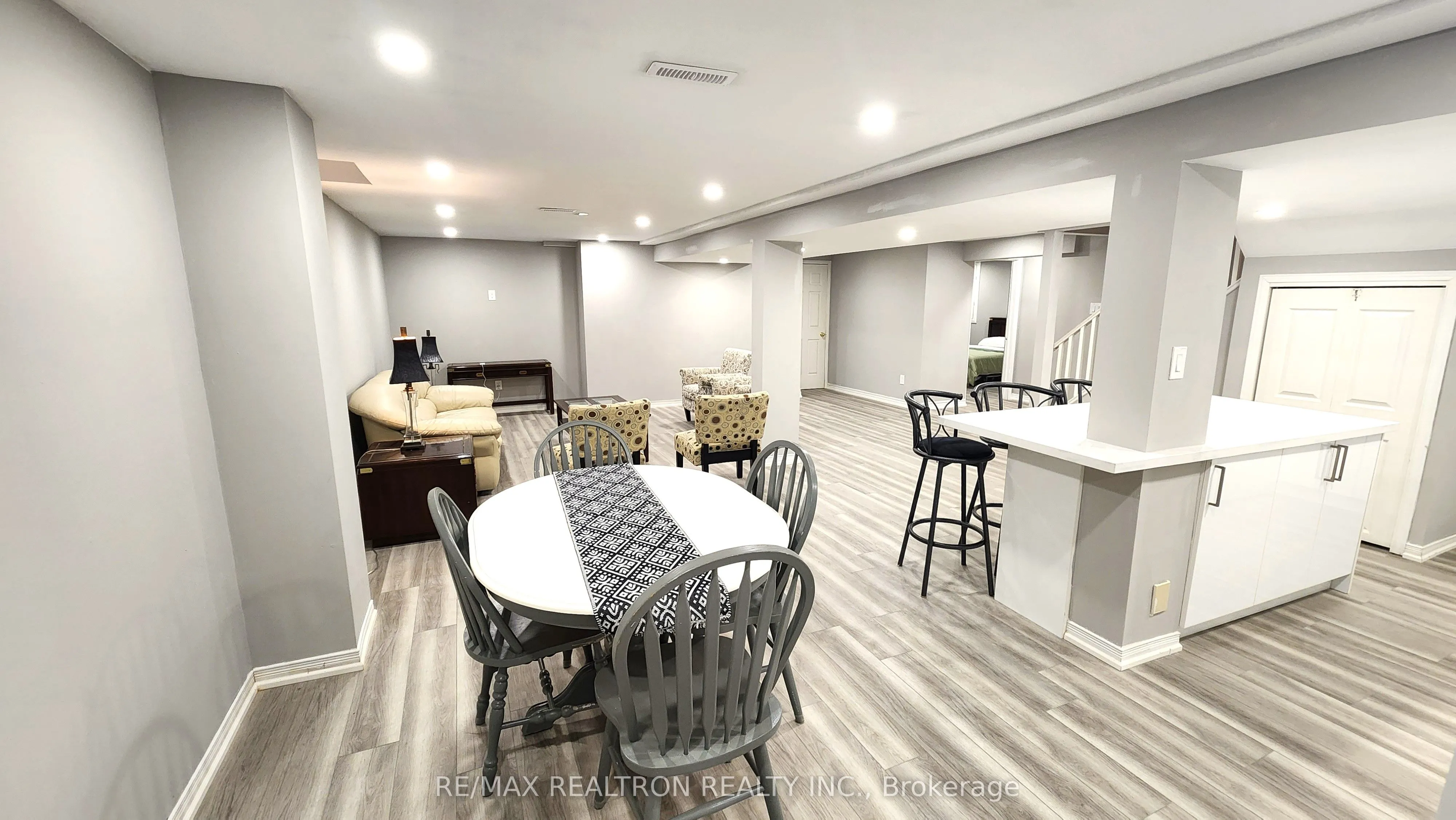 689 Leslie Valley Drive, #BSMT