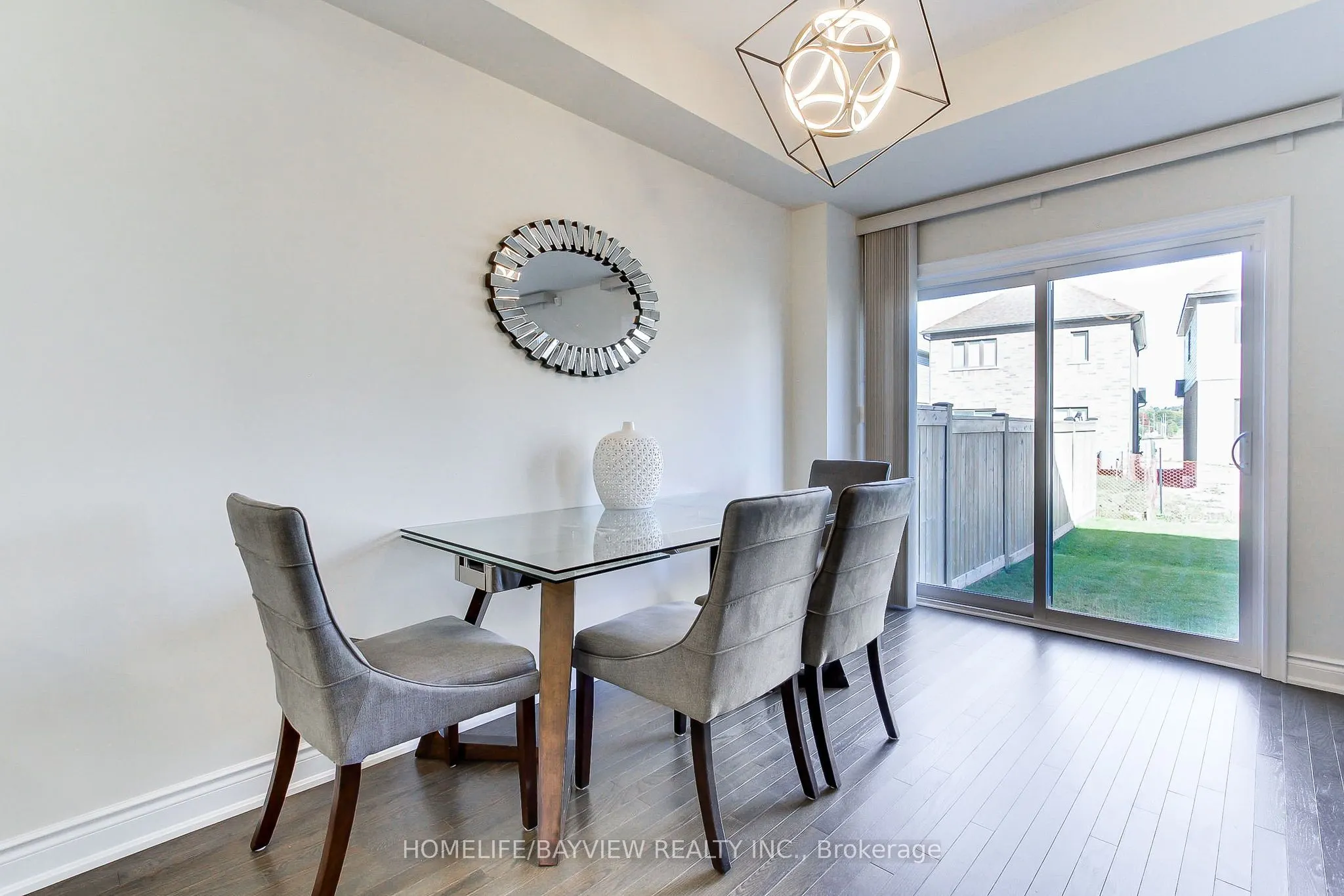 70 Lorne Thomas Place