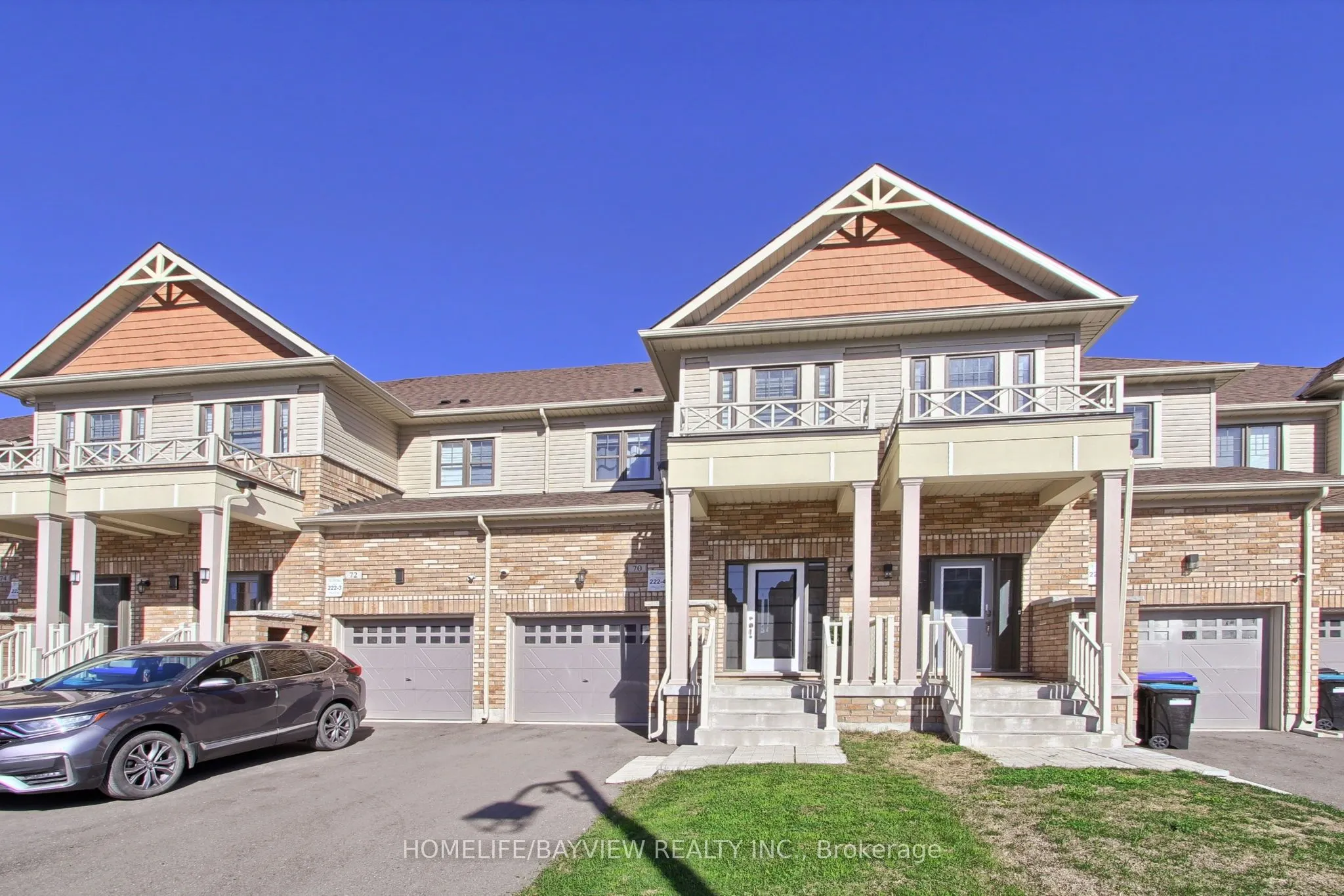 70 Lorne Thomas Place