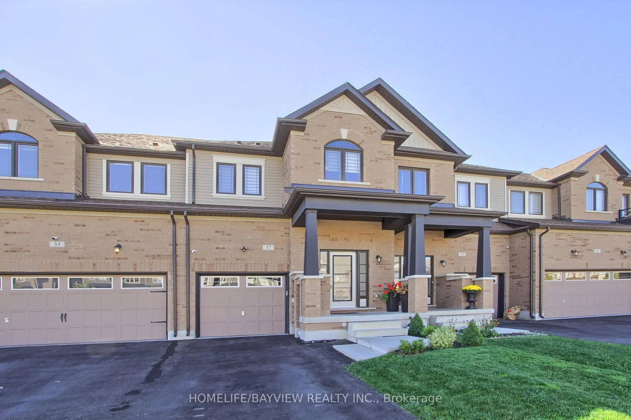 37 Arnold Crescent