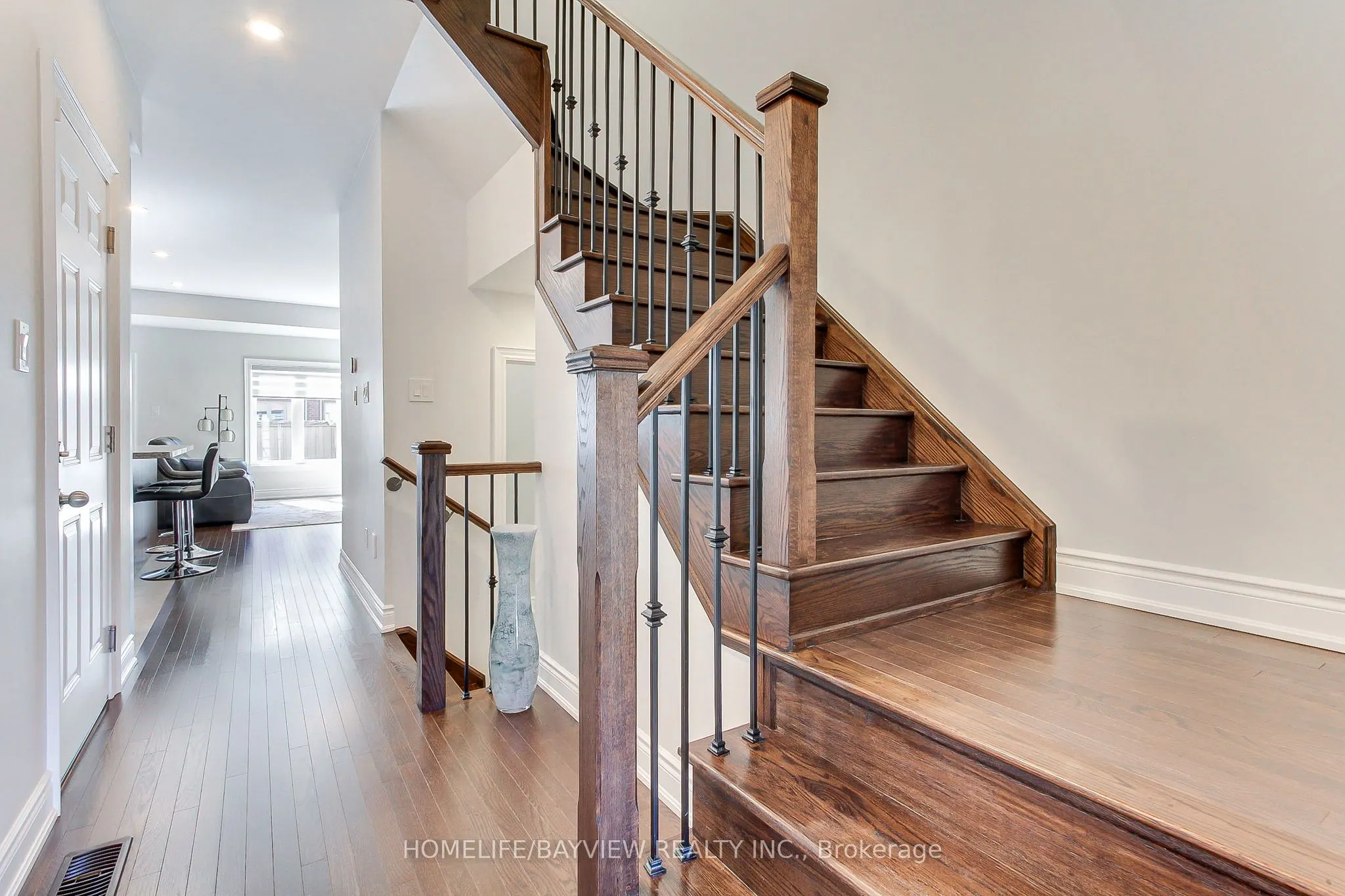 37 Arnold Crescent