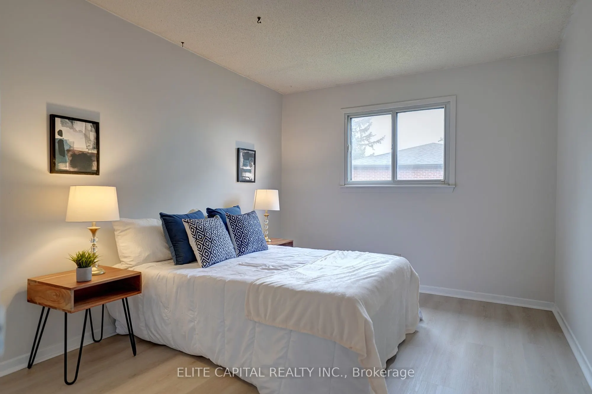 9 Snowshoe Crescent