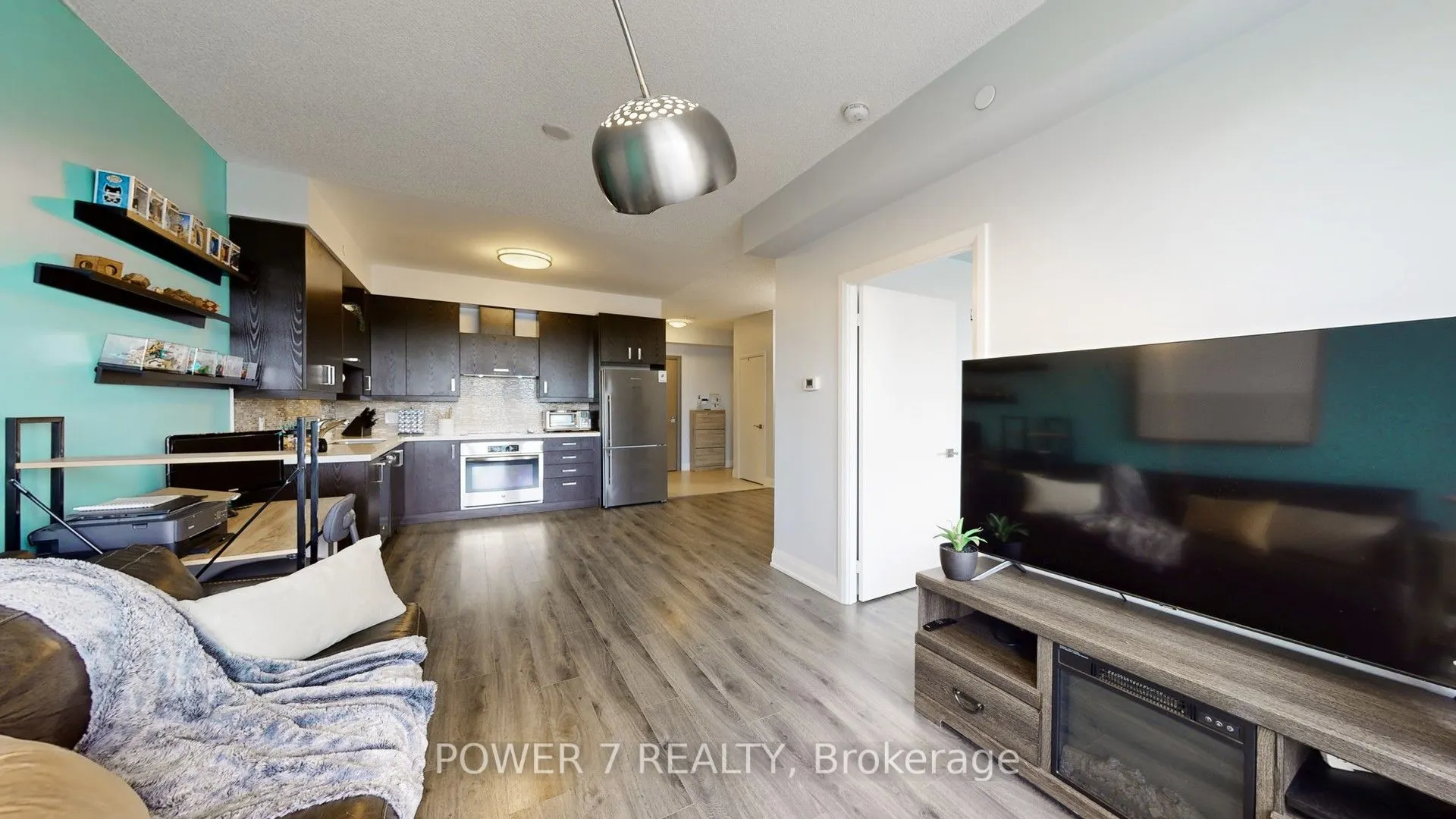 28 Uptown Drive, #718
