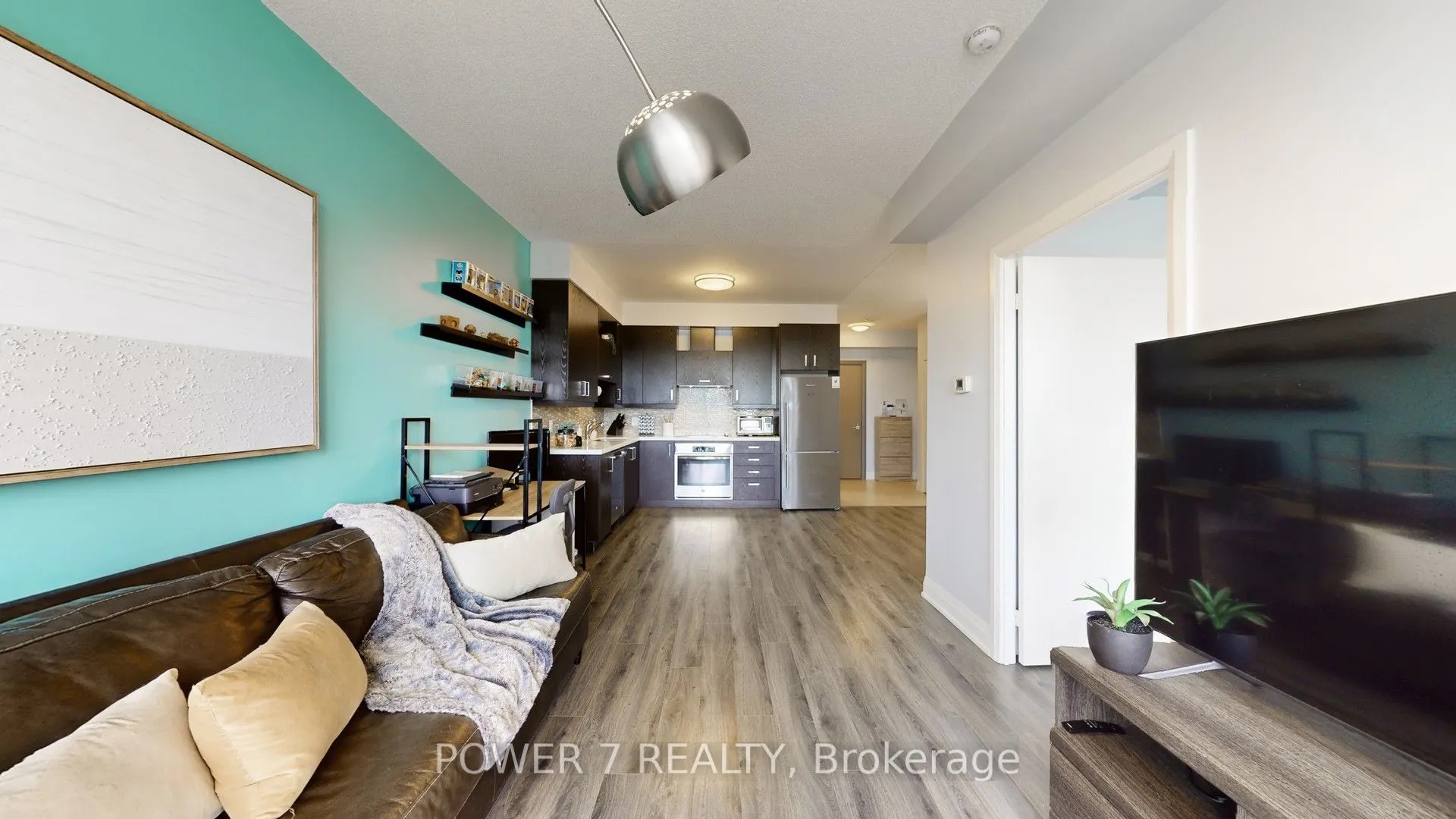 28 Uptown Drive, #718