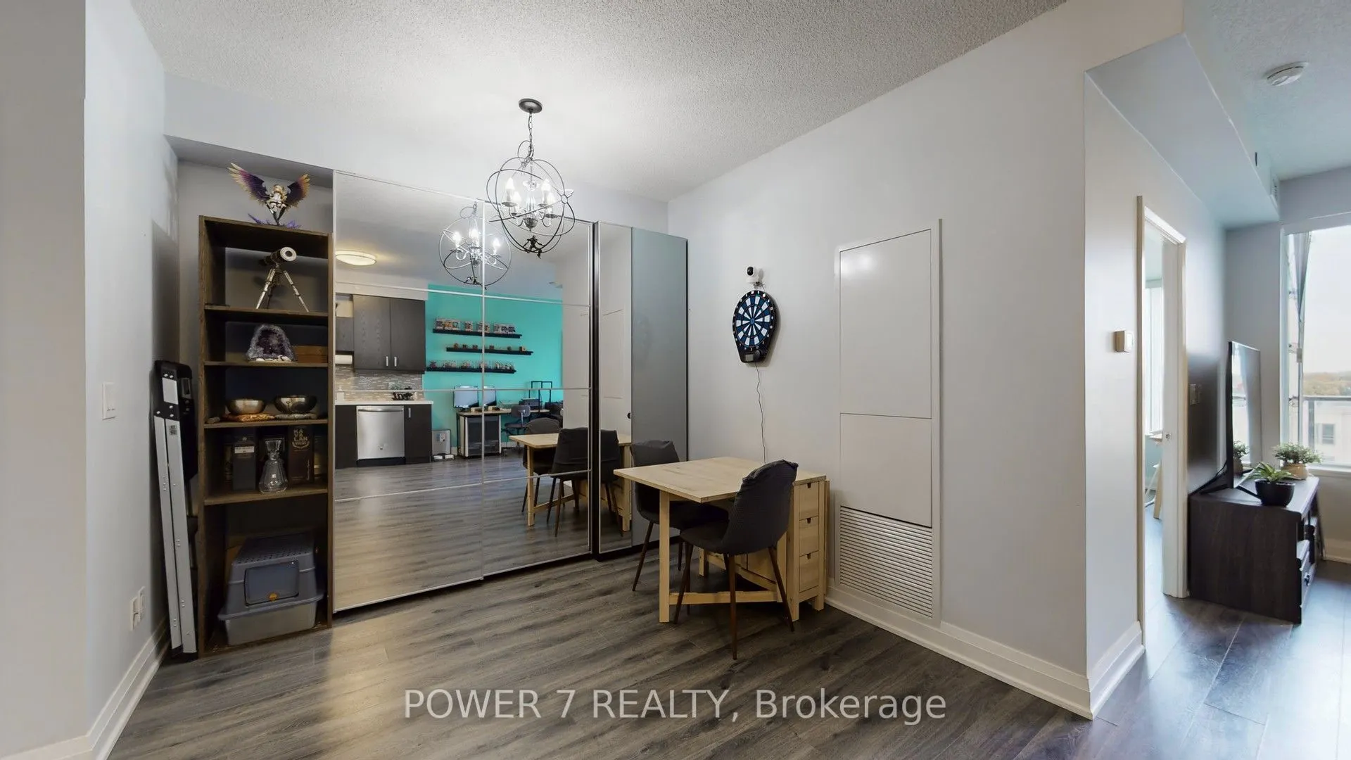 28 Uptown Drive, #718