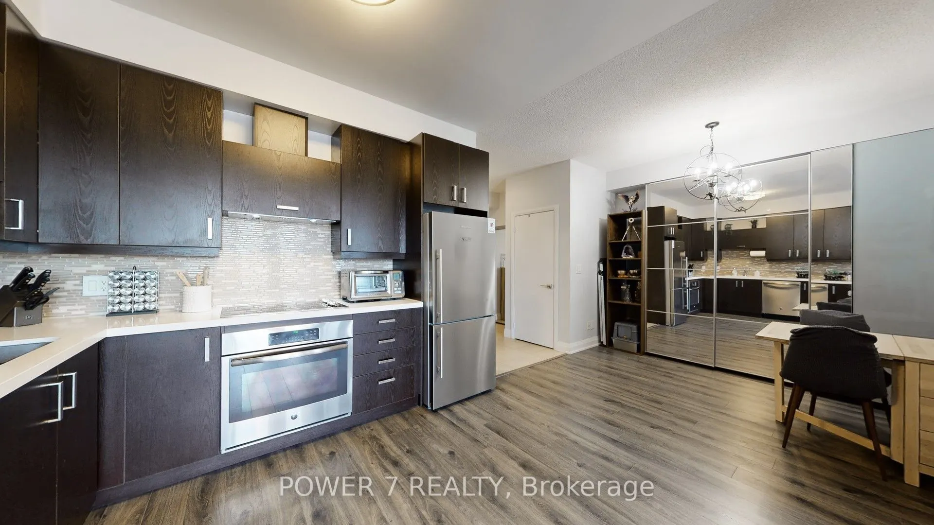 28 Uptown Drive, #718