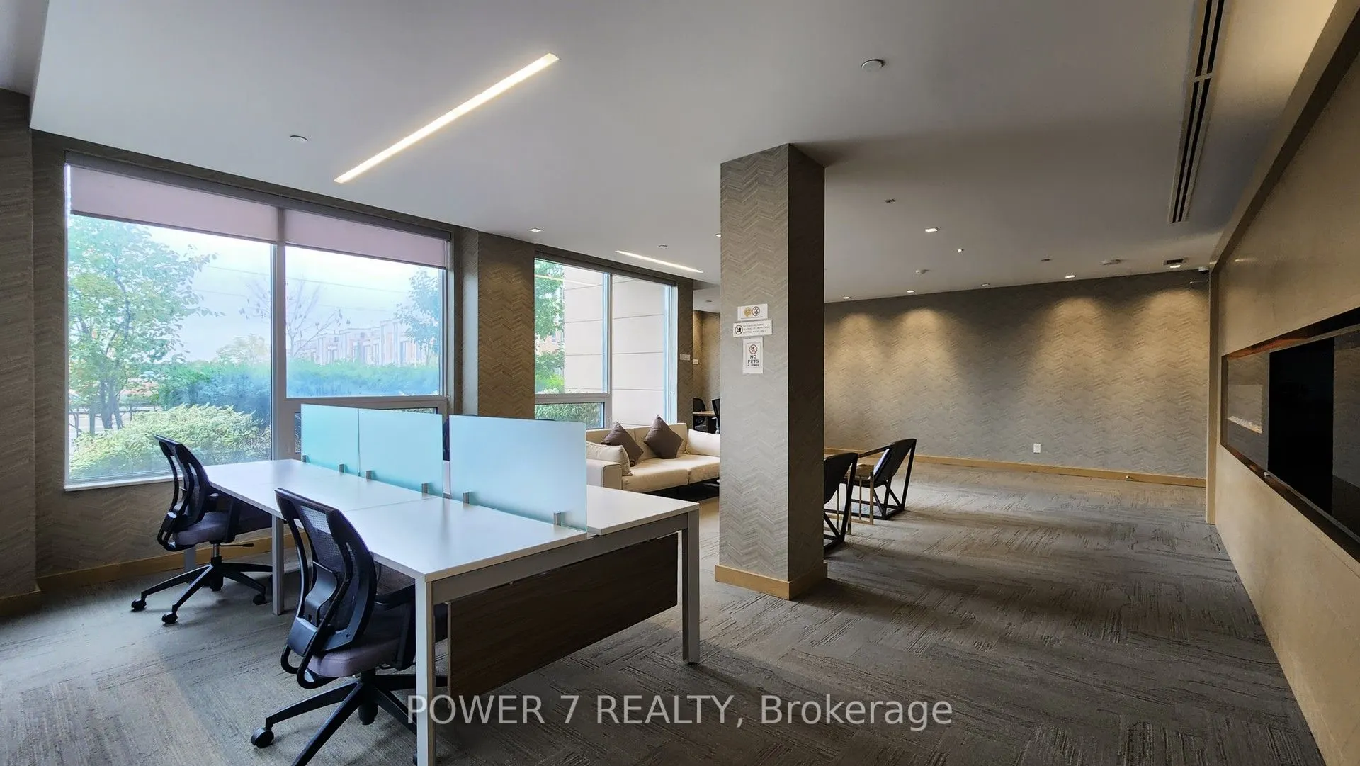 28 Uptown Drive, #718