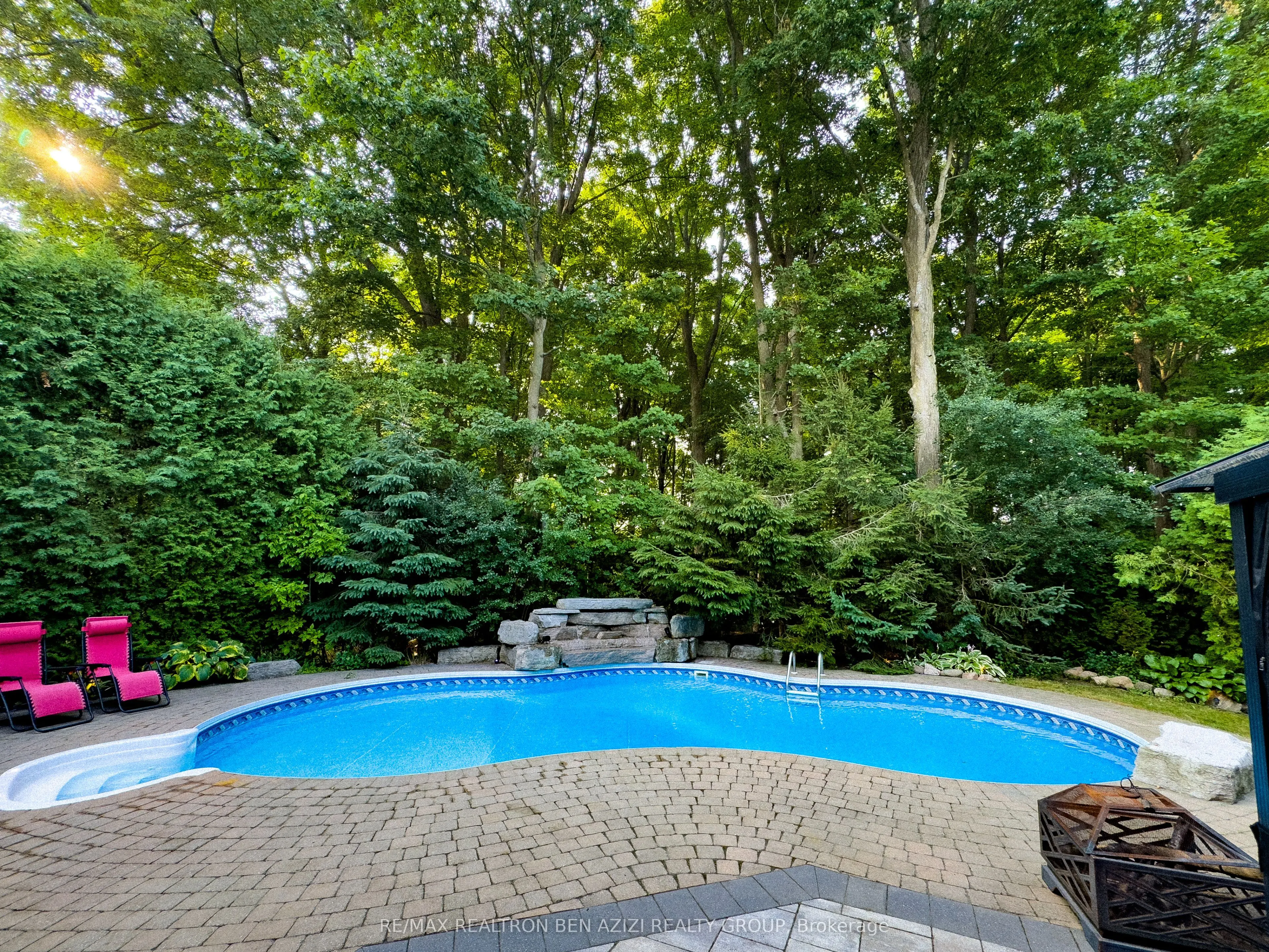 78 Charing Crescent