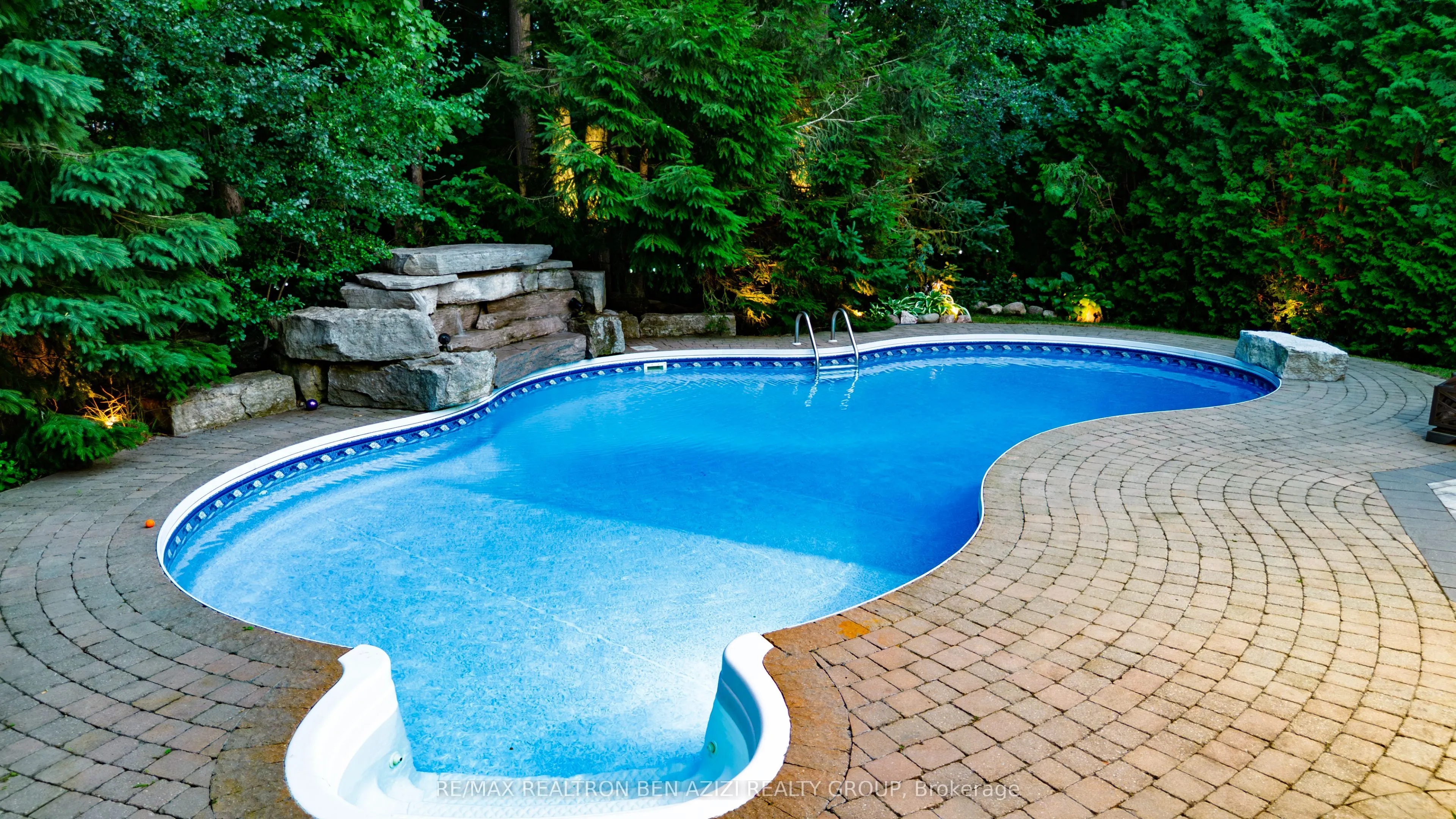 78 Charing Crescent