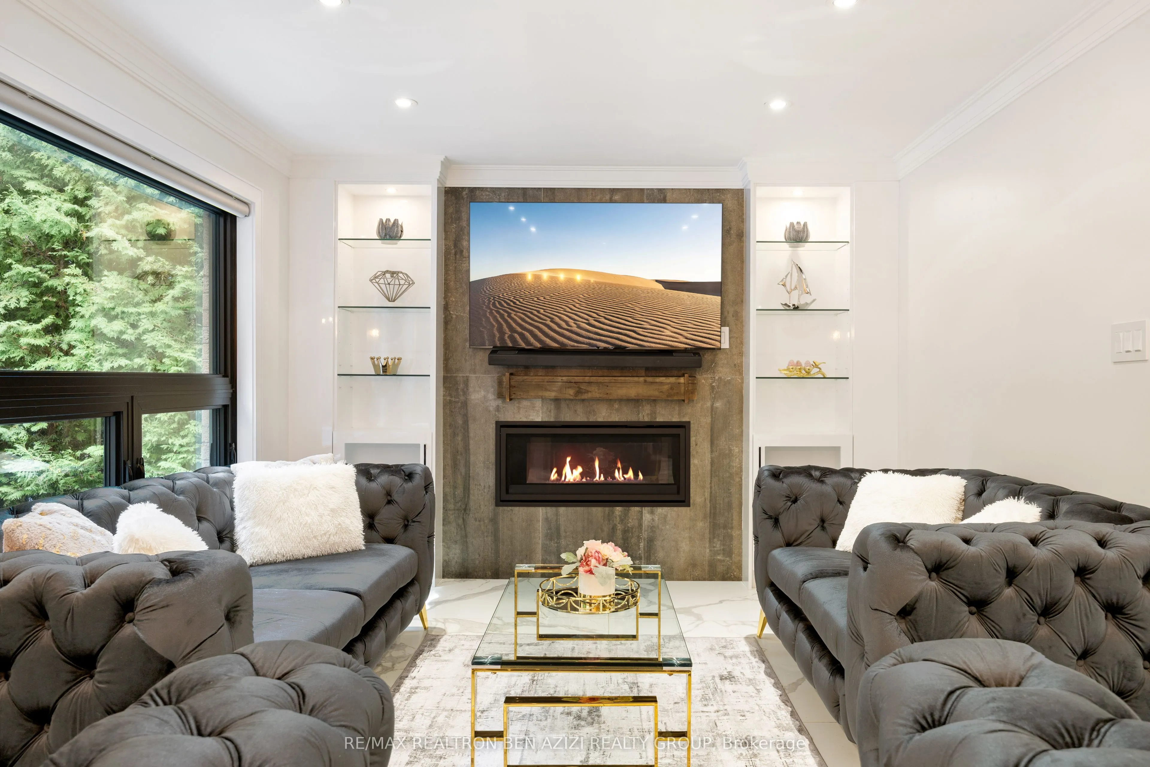 78 Charing Crescent