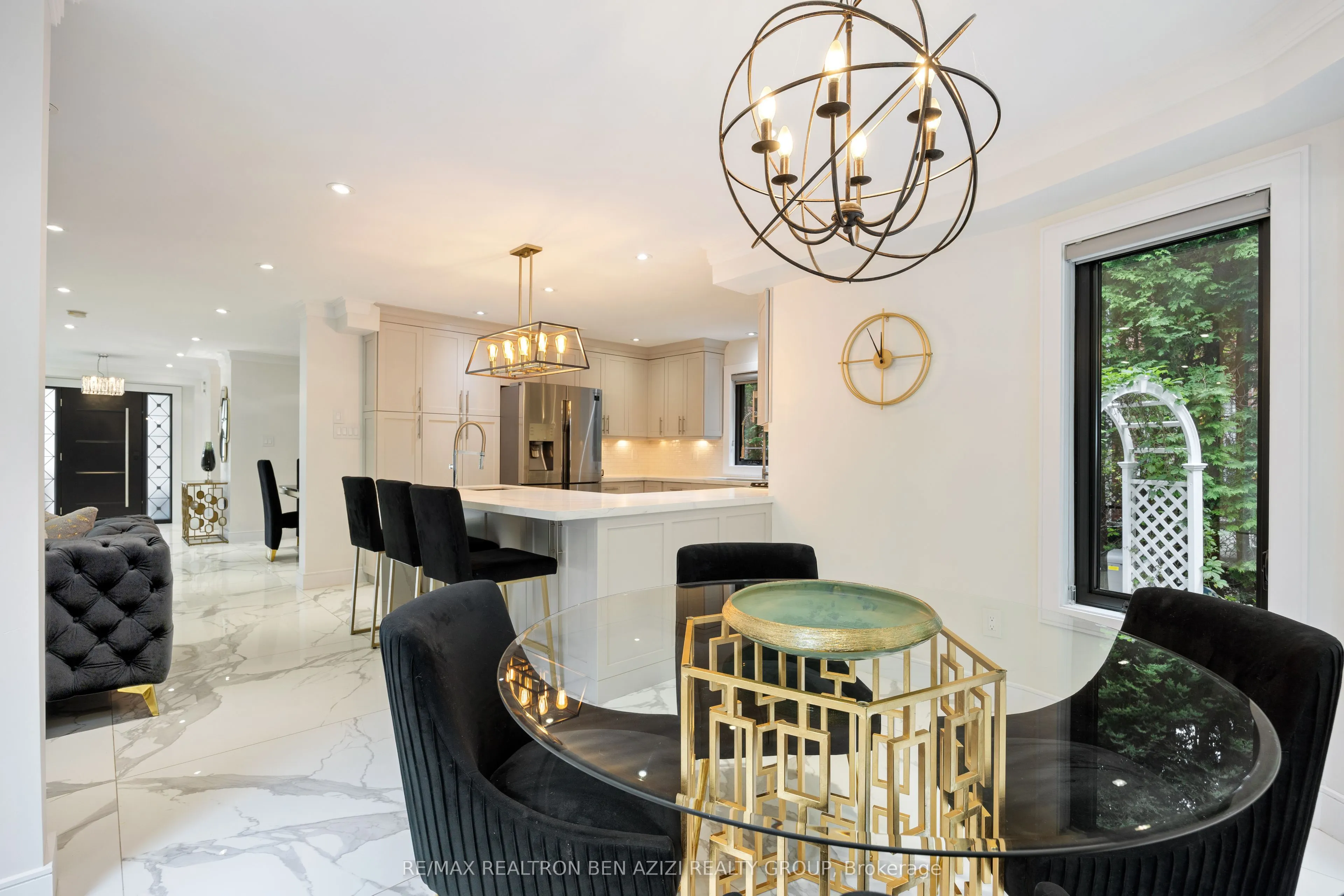 78 Charing Crescent