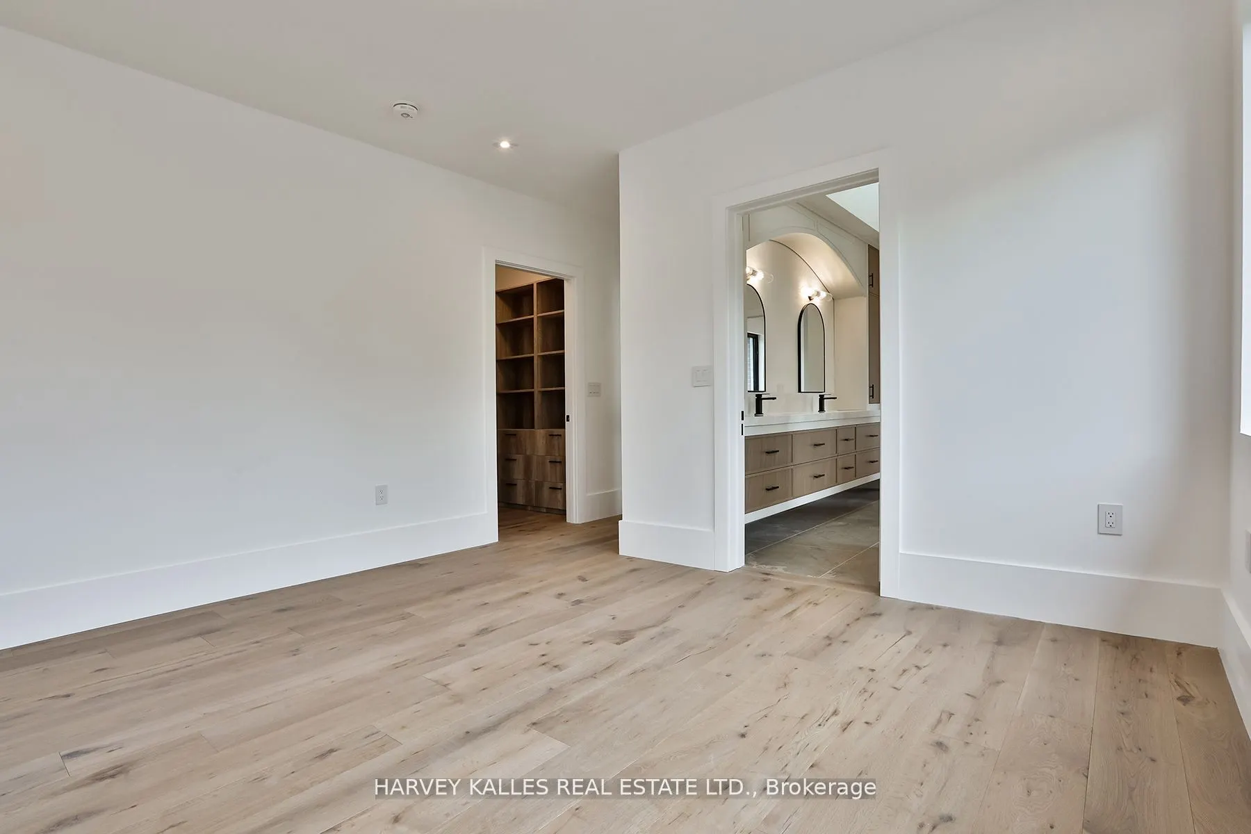 18 Lincolnville Lane