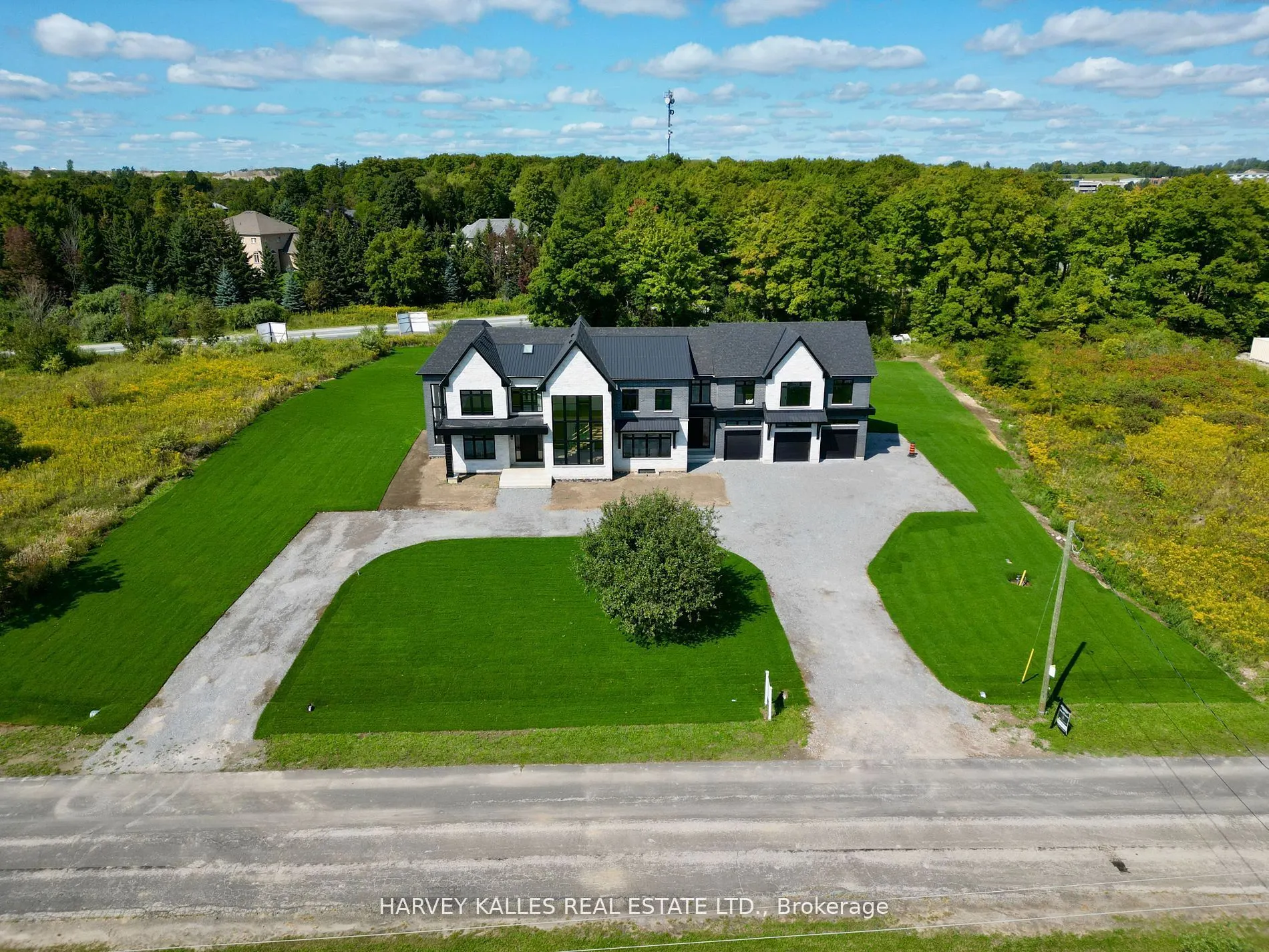 18 Lincolnville Lane