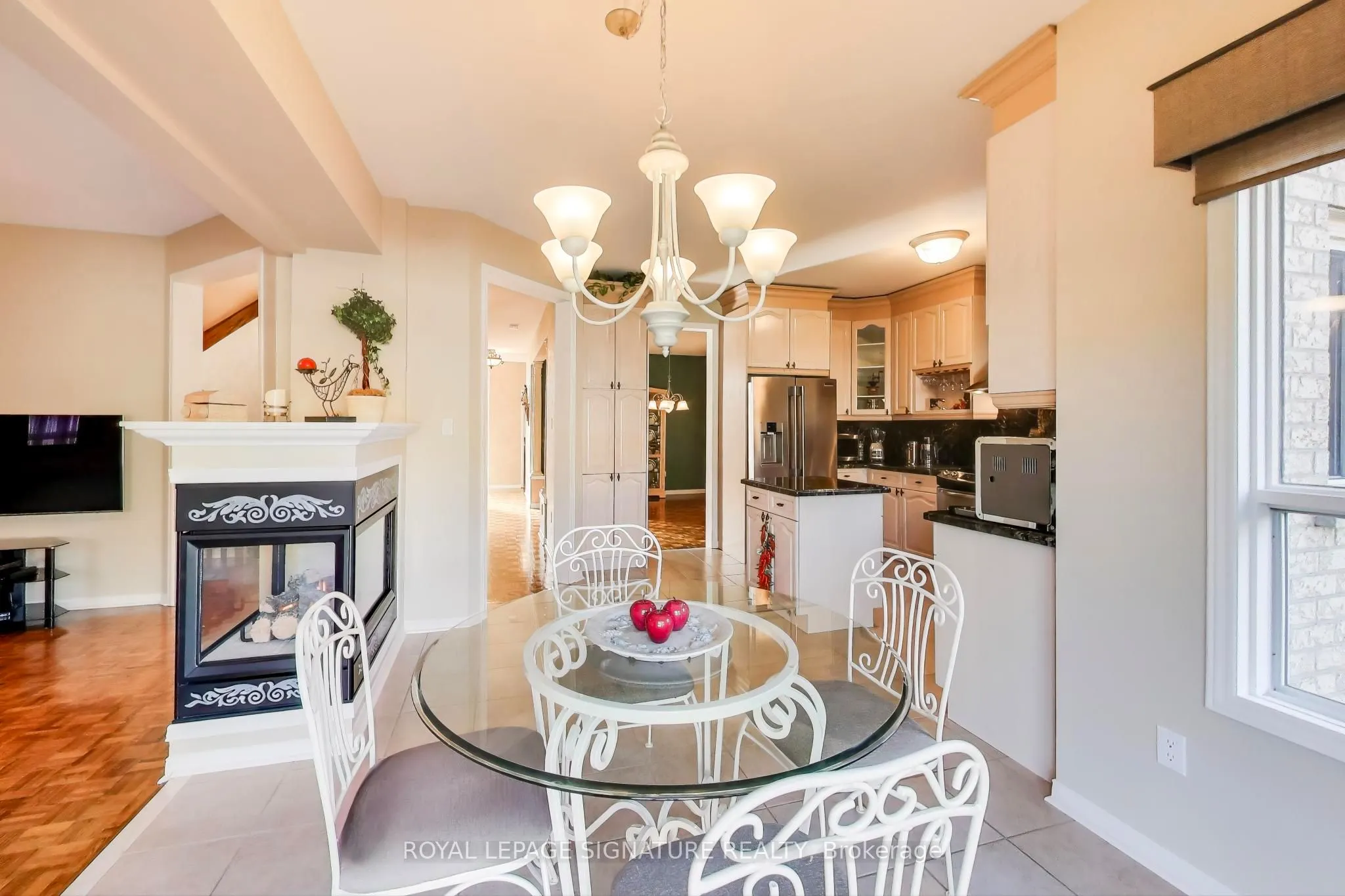 127 Mountcharles Crescent