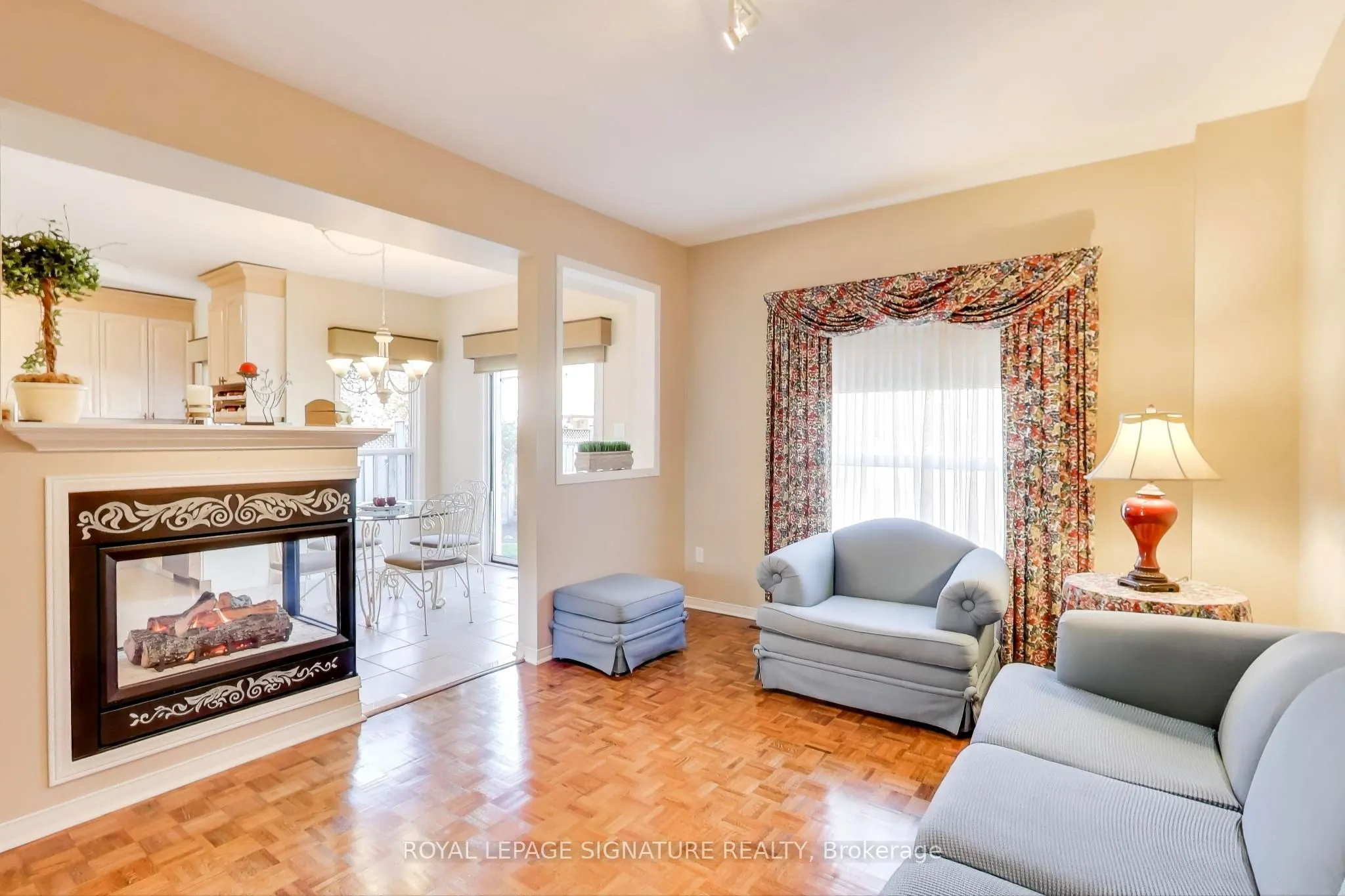127 Mountcharles Crescent