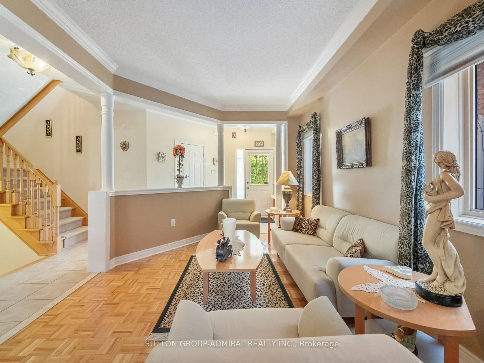 54 Golden Oak Avenue