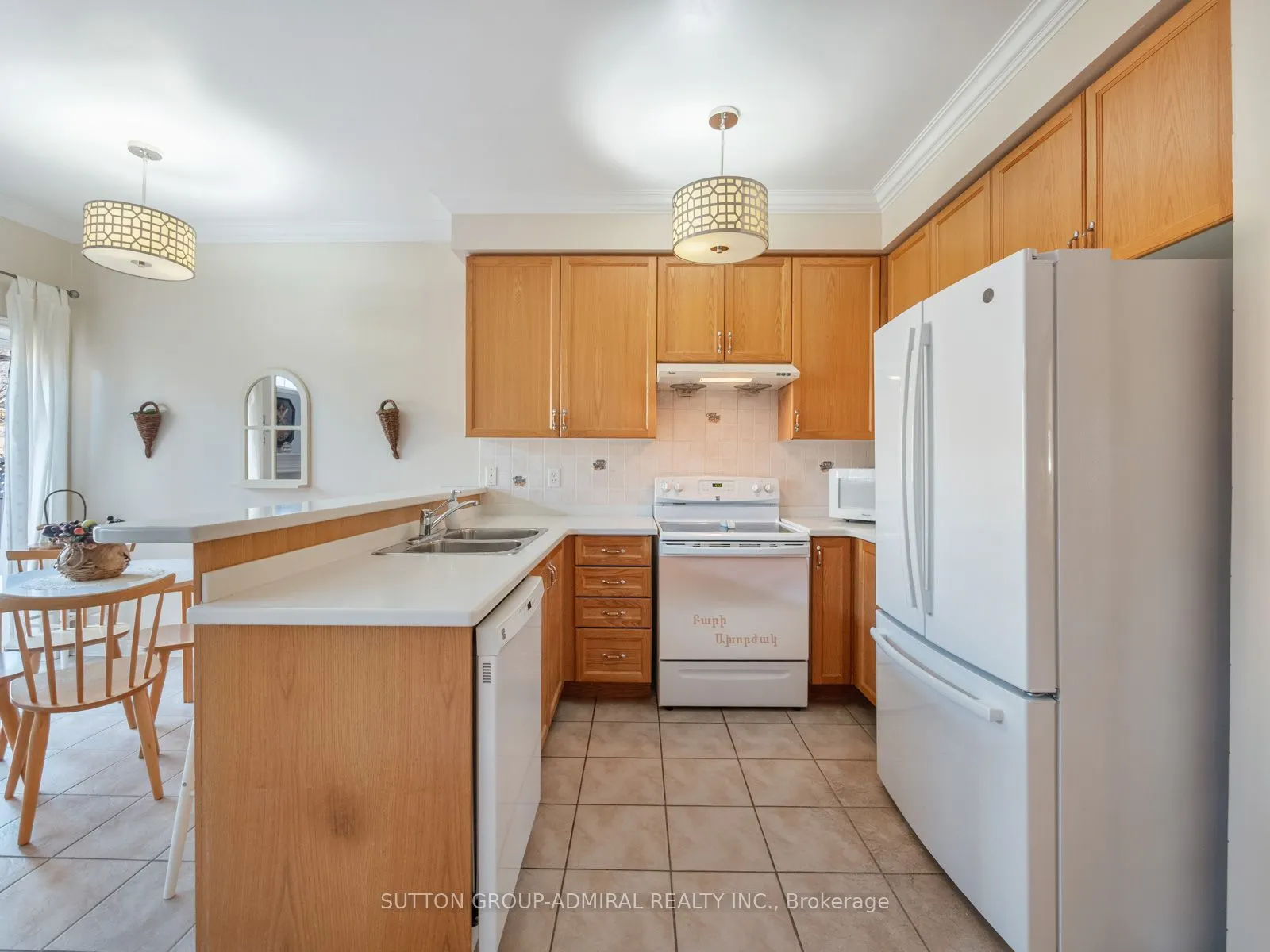 54 Golden Oak Avenue