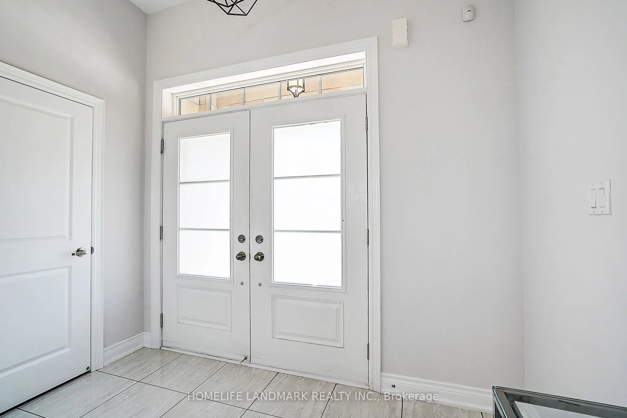 42 Mallery Street