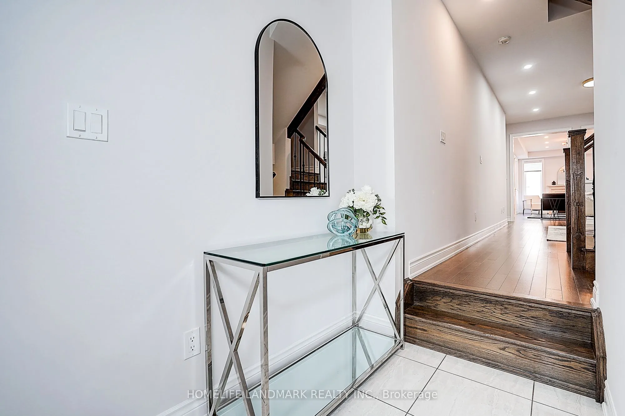 42 Mallery Street