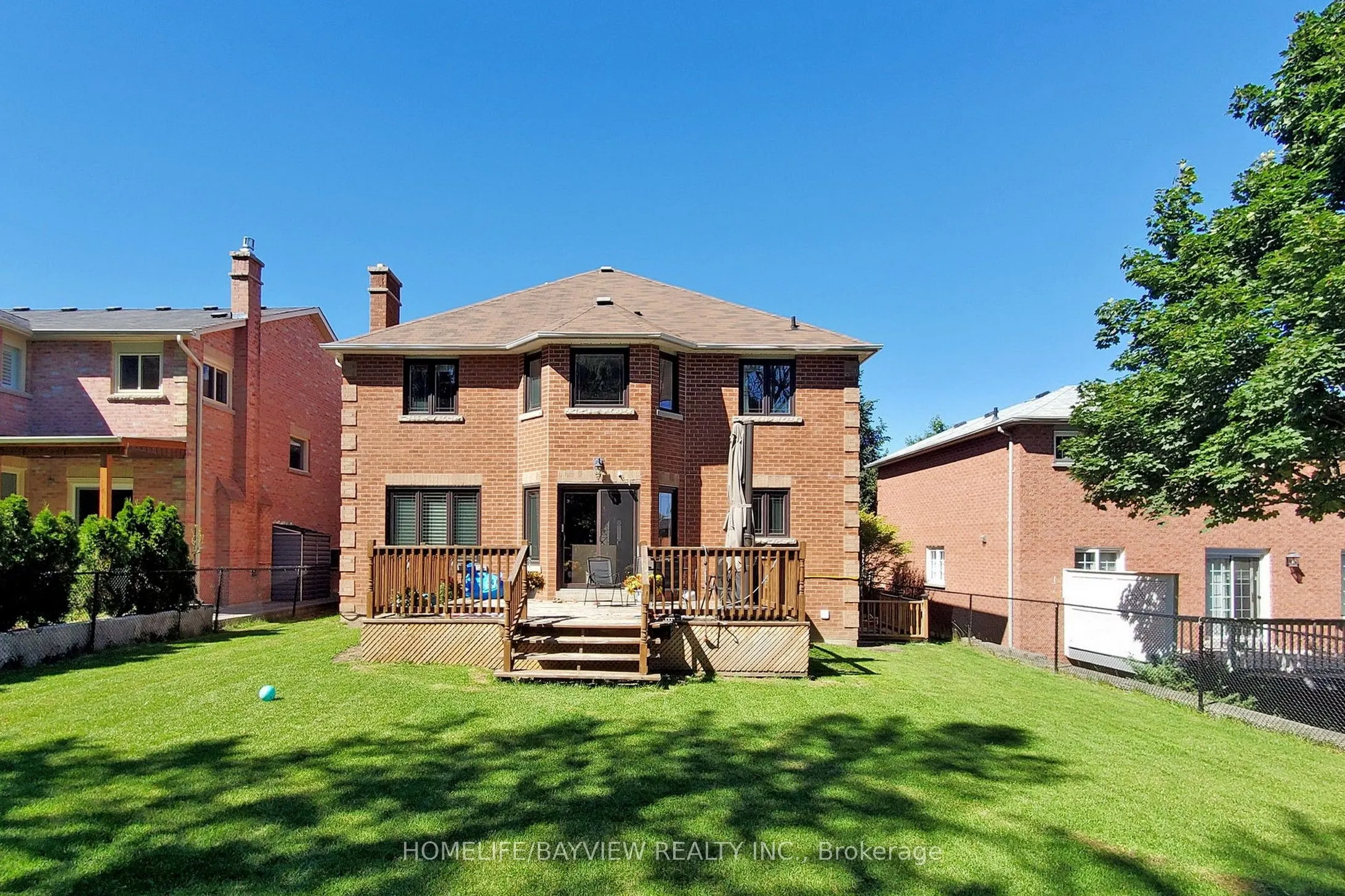 72 Lensmith Drive
