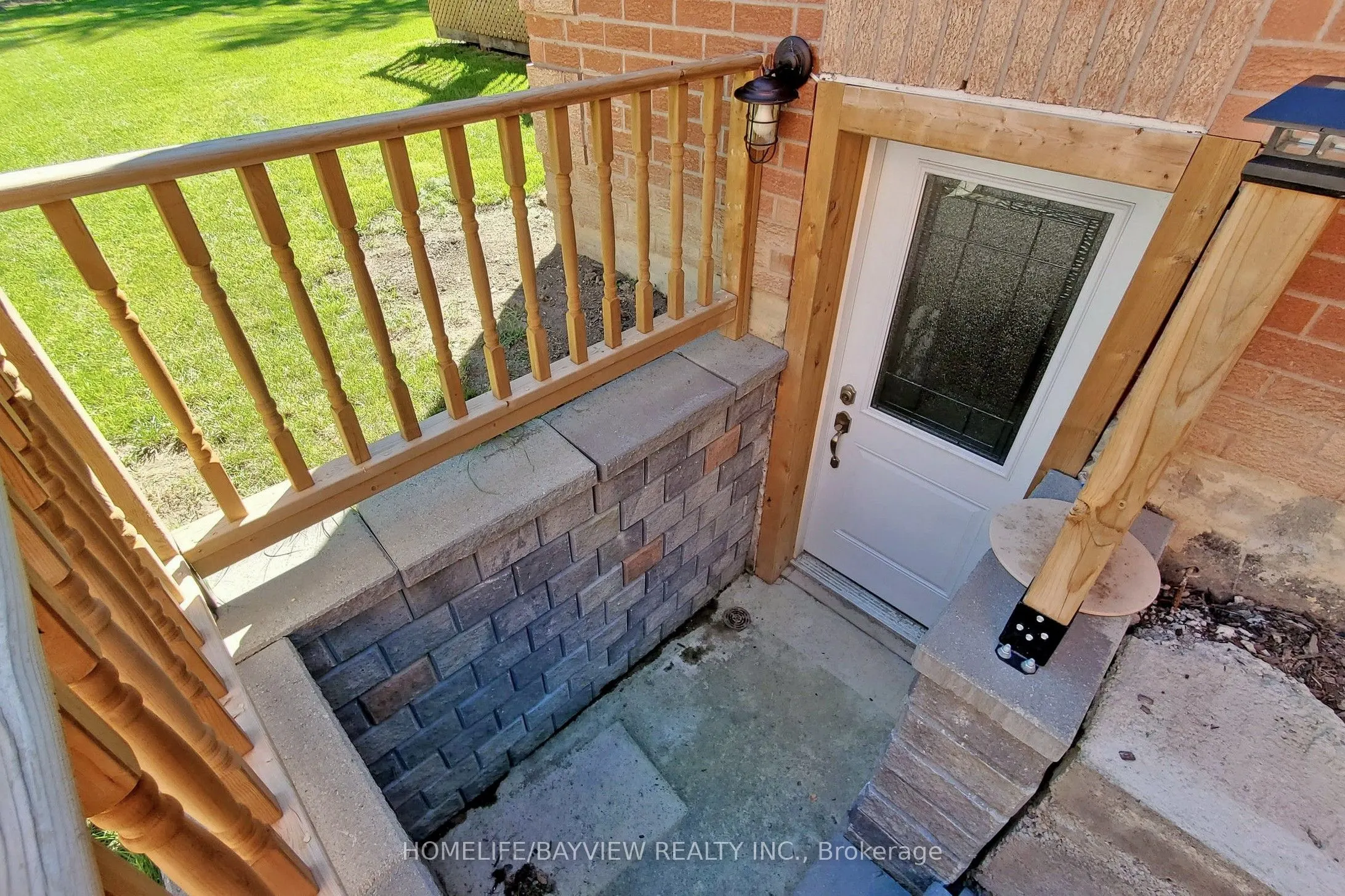 72 Lensmith Drive
