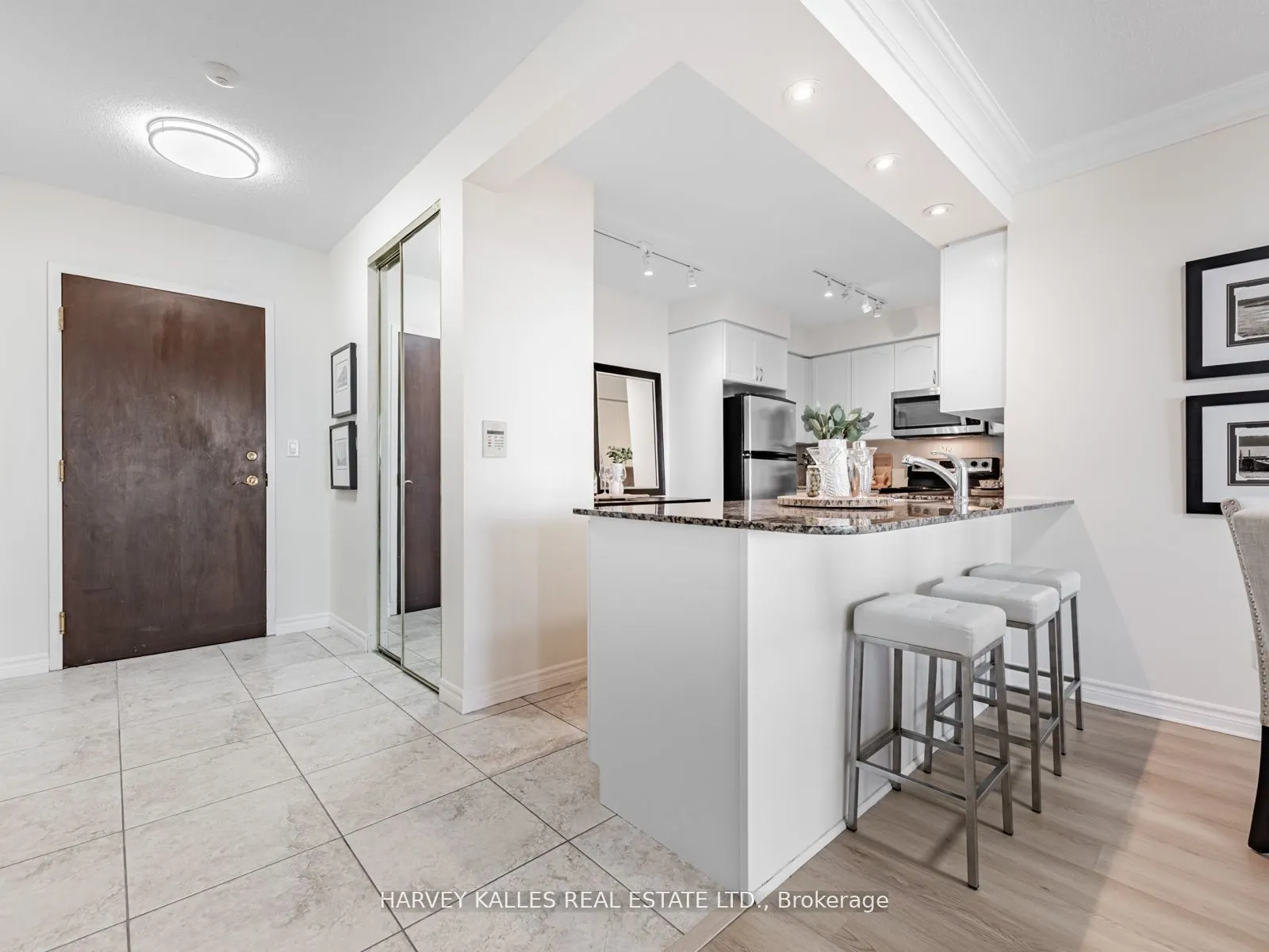 88 Promenade Circle, #508