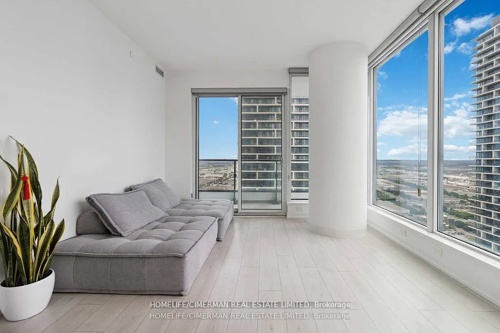 5 Buttermill Avenue, #4502