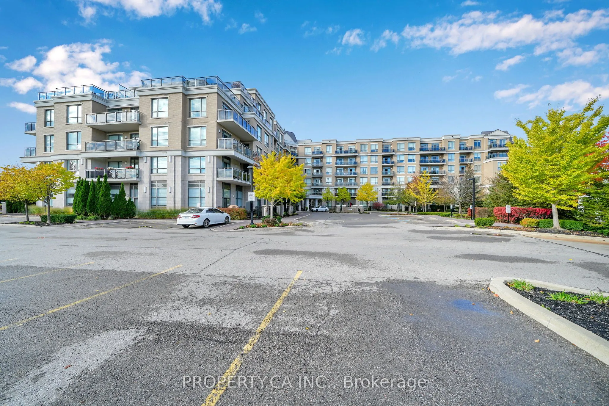 111 Civic Square Gate, #518
