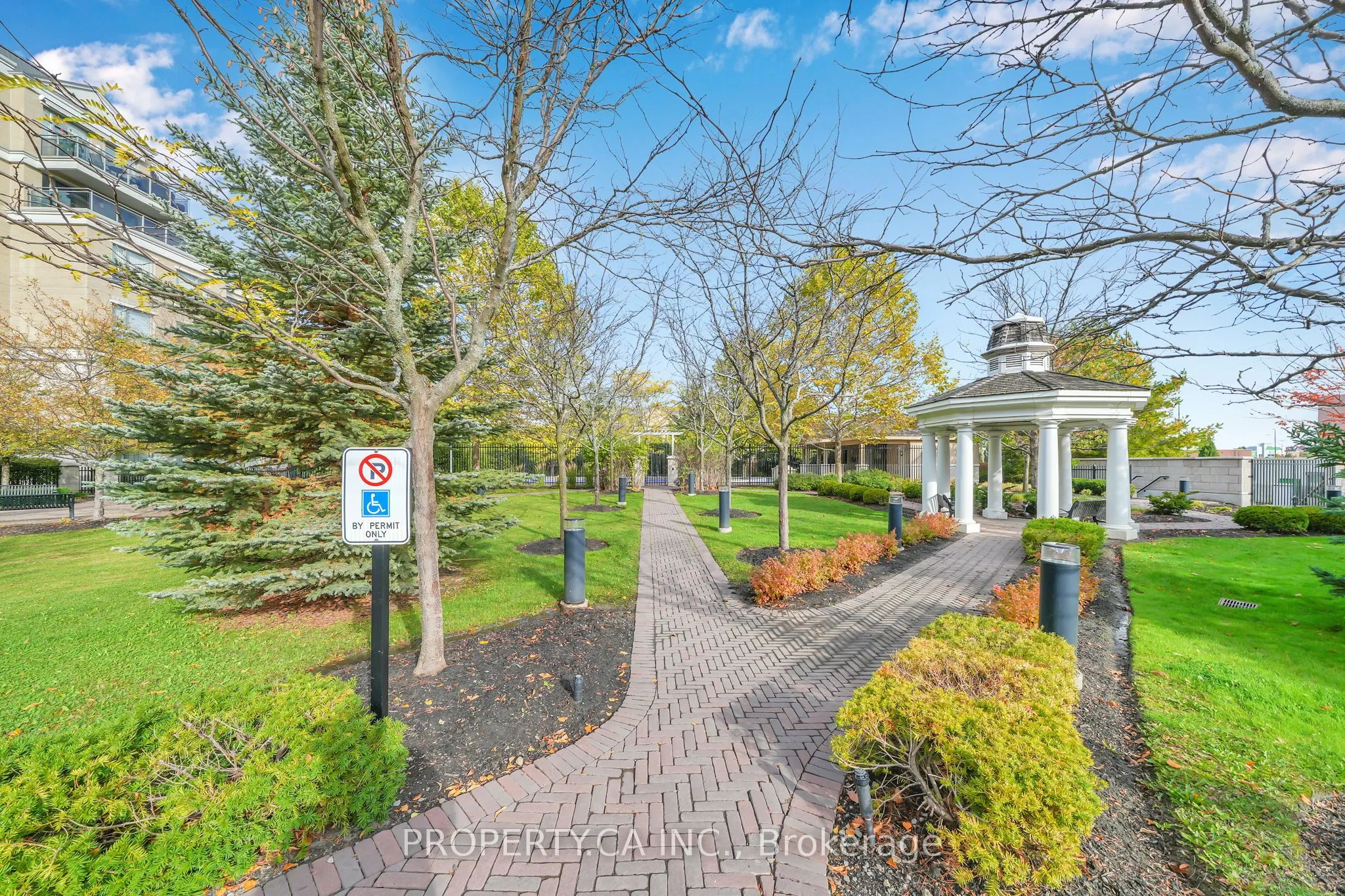 111 Civic Square Gate, #518