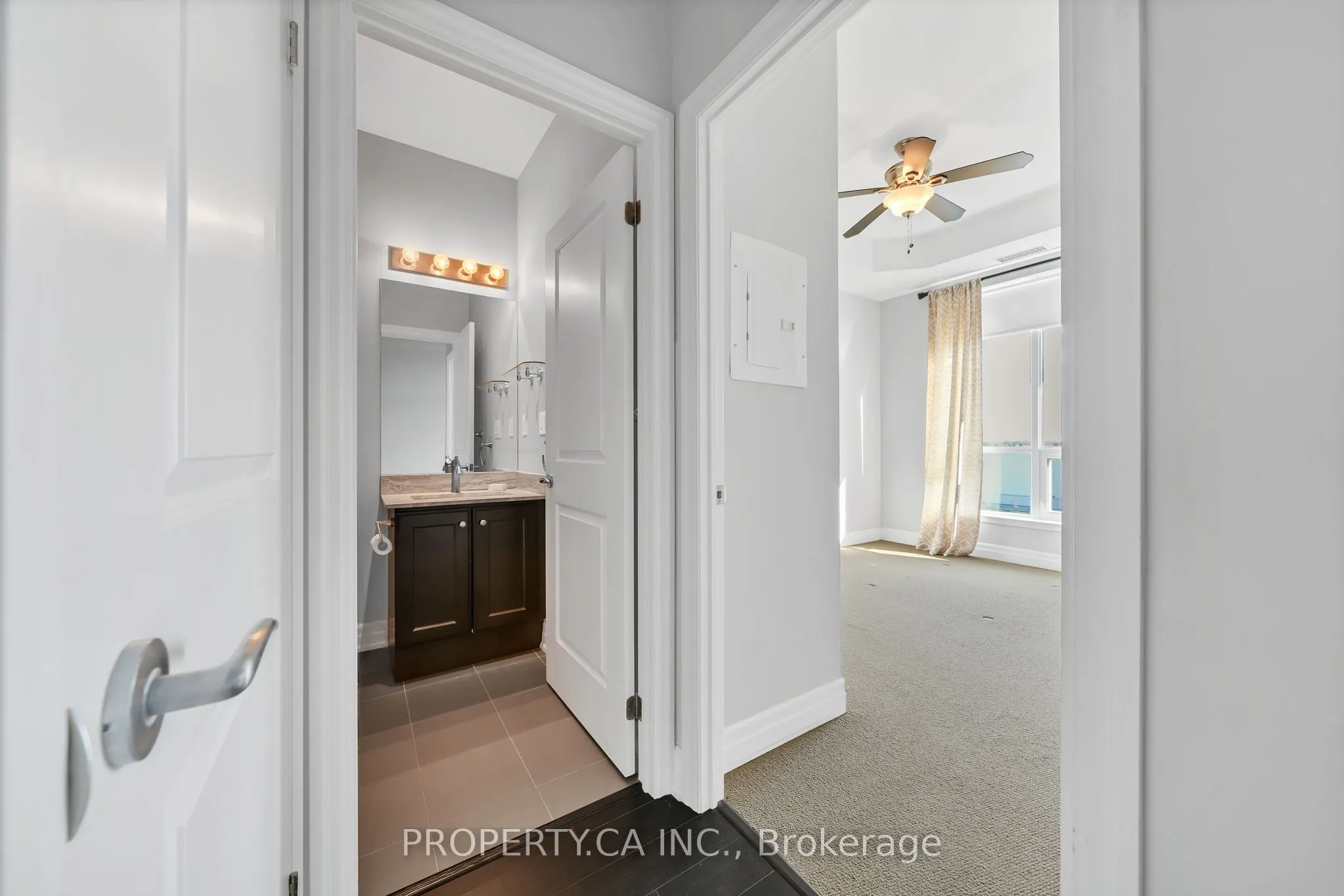 111 Civic Square Gate, #518