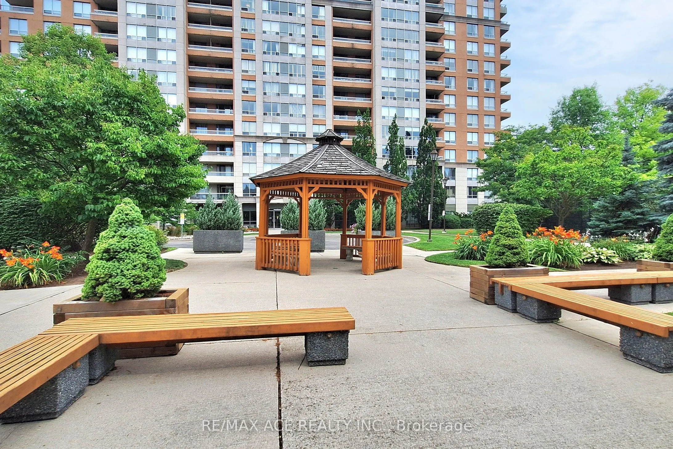29 Northern Heights Drive, #1108