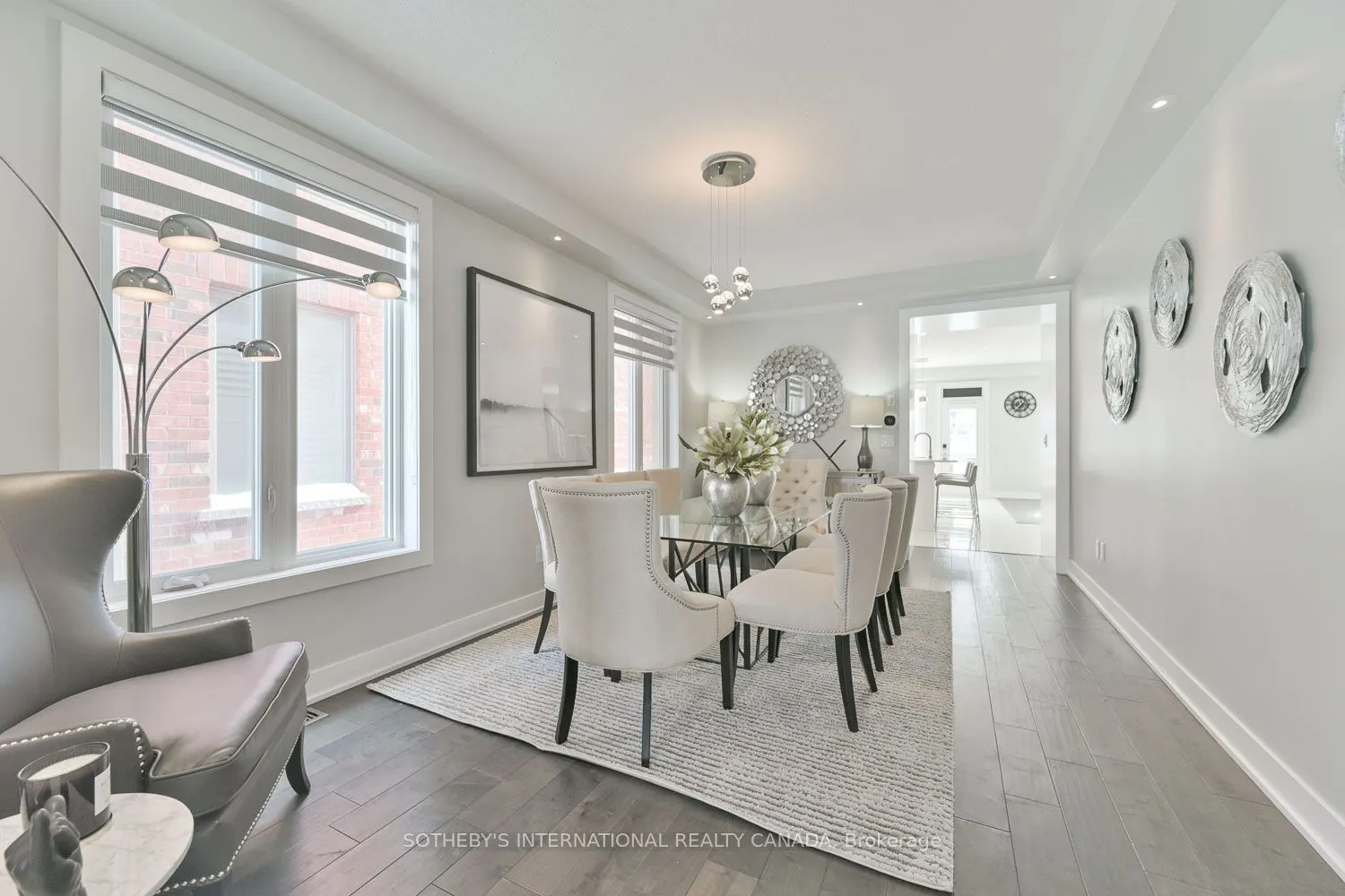 45 Crimson King Way
