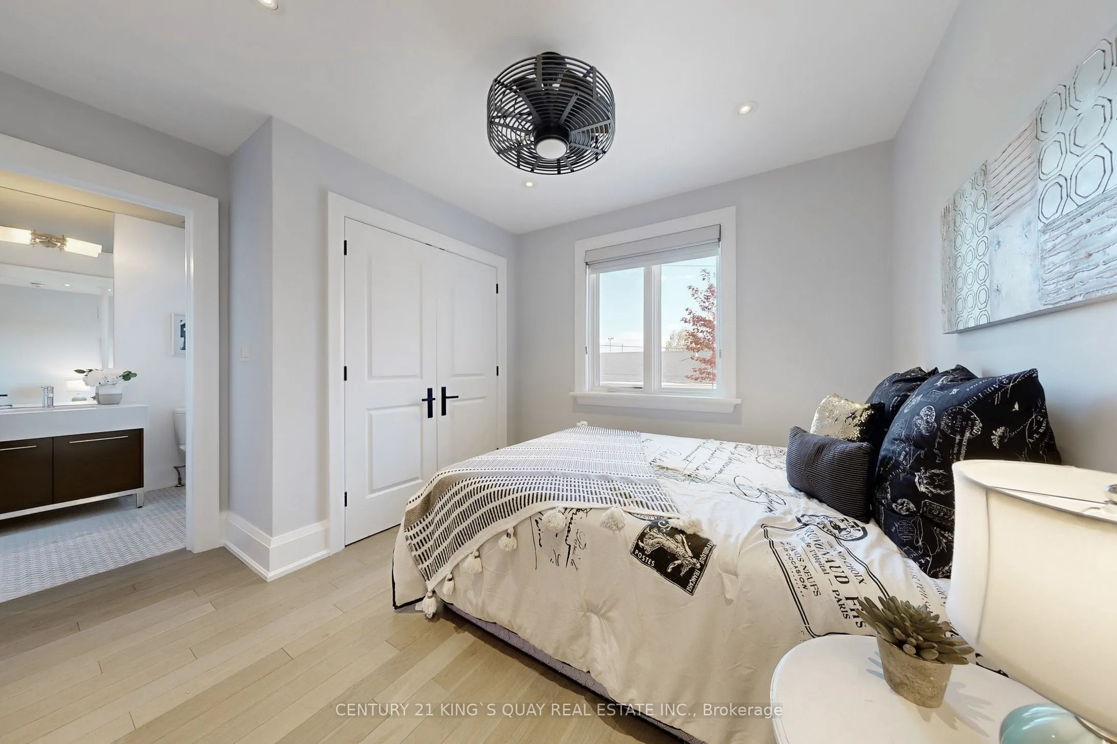 8 Parkway Avenue