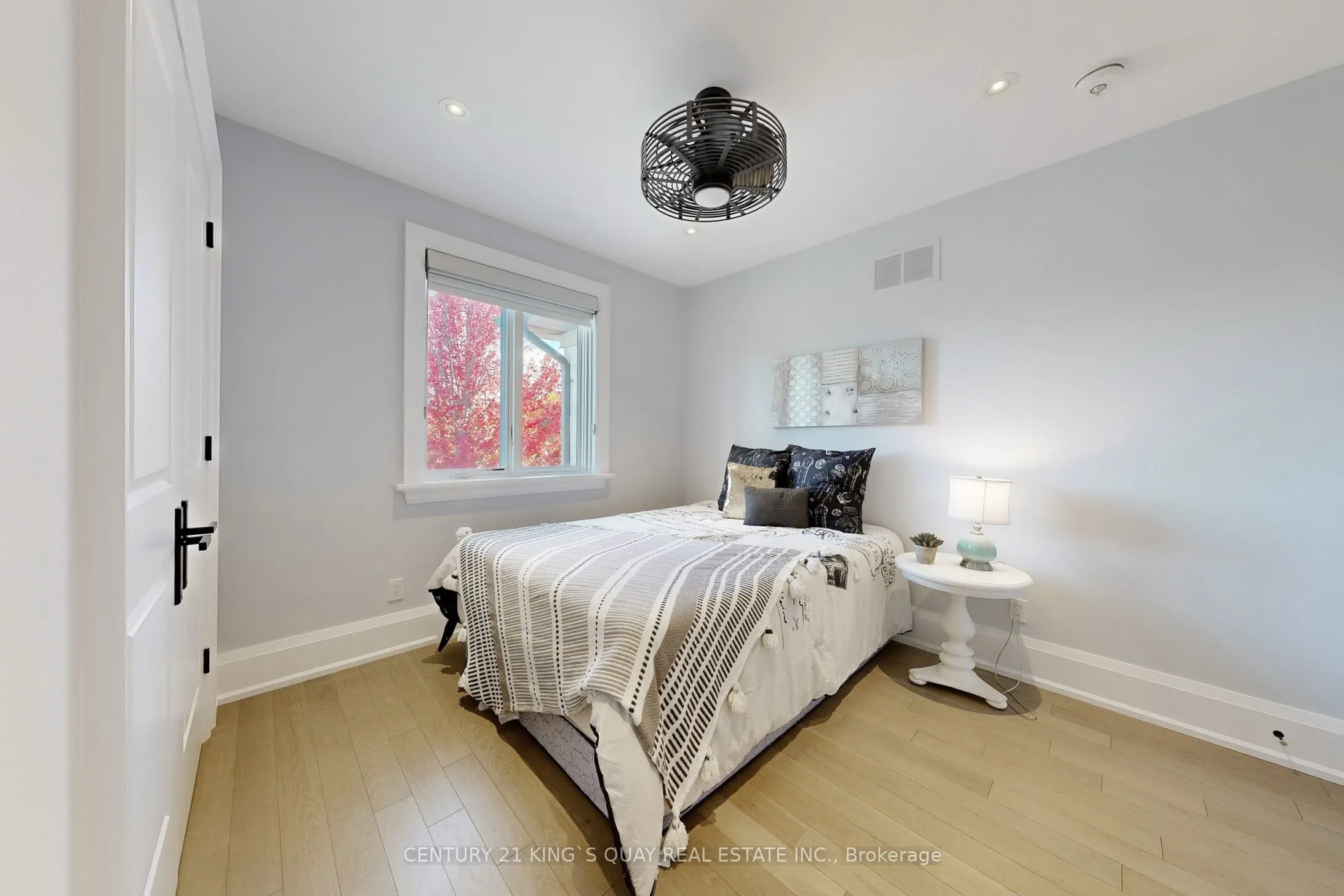 8 Parkway Avenue