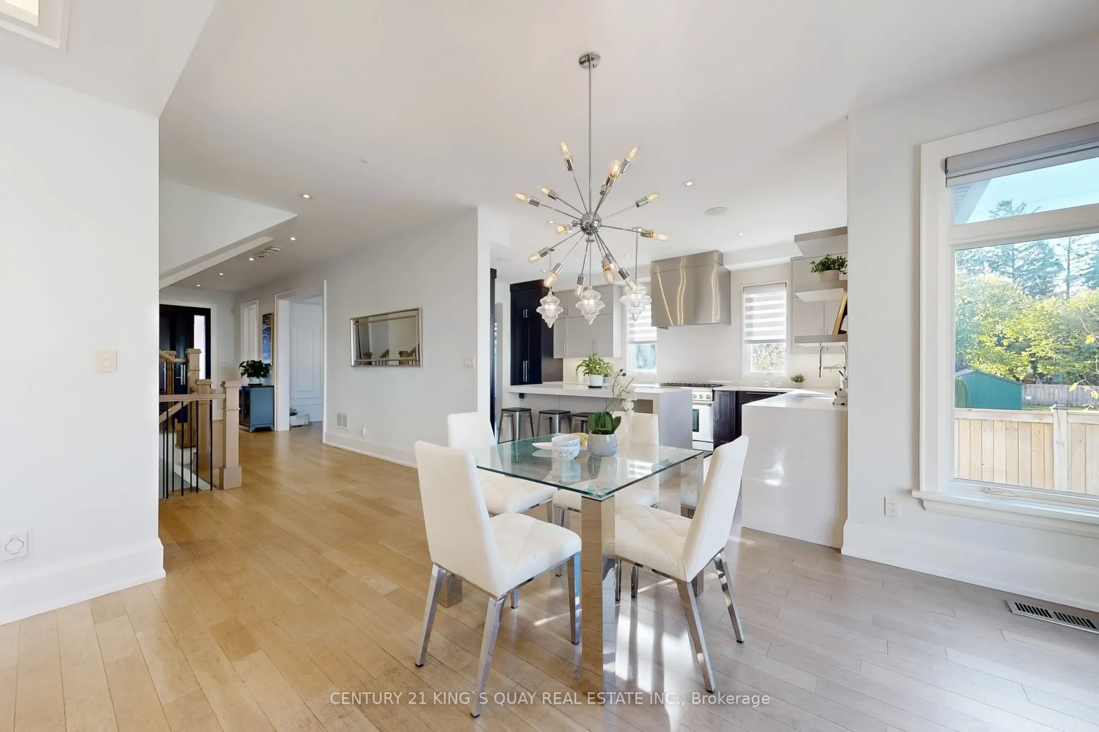 8 Parkway Avenue