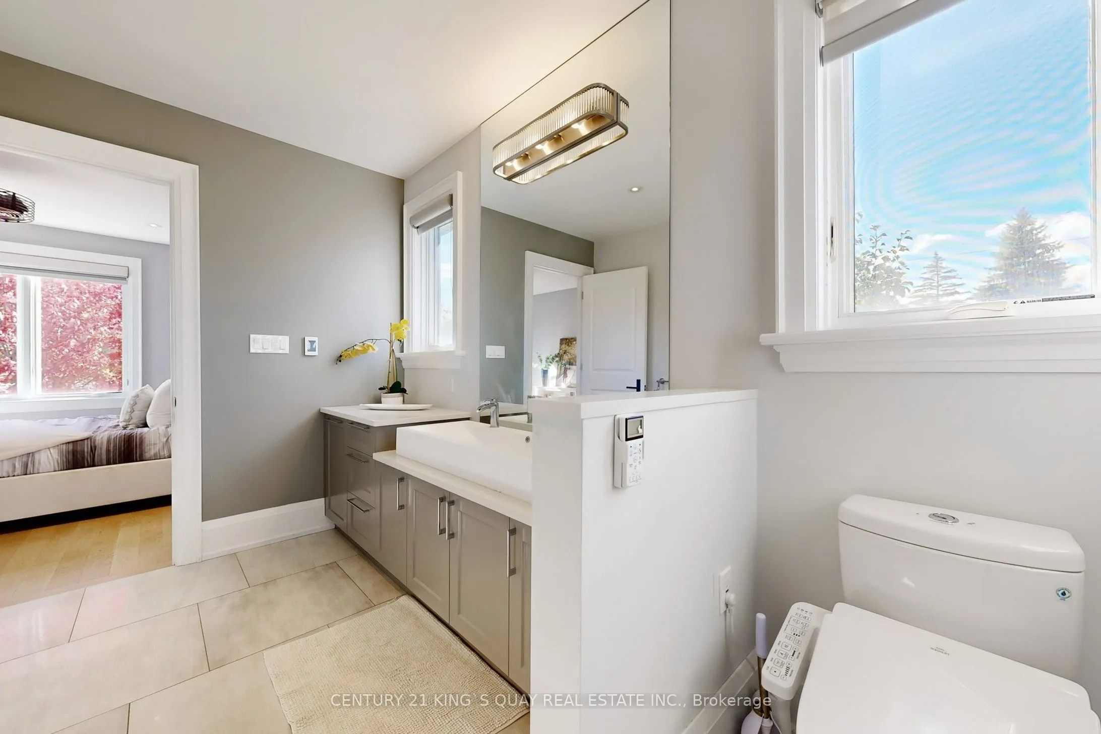 8 Parkway Avenue