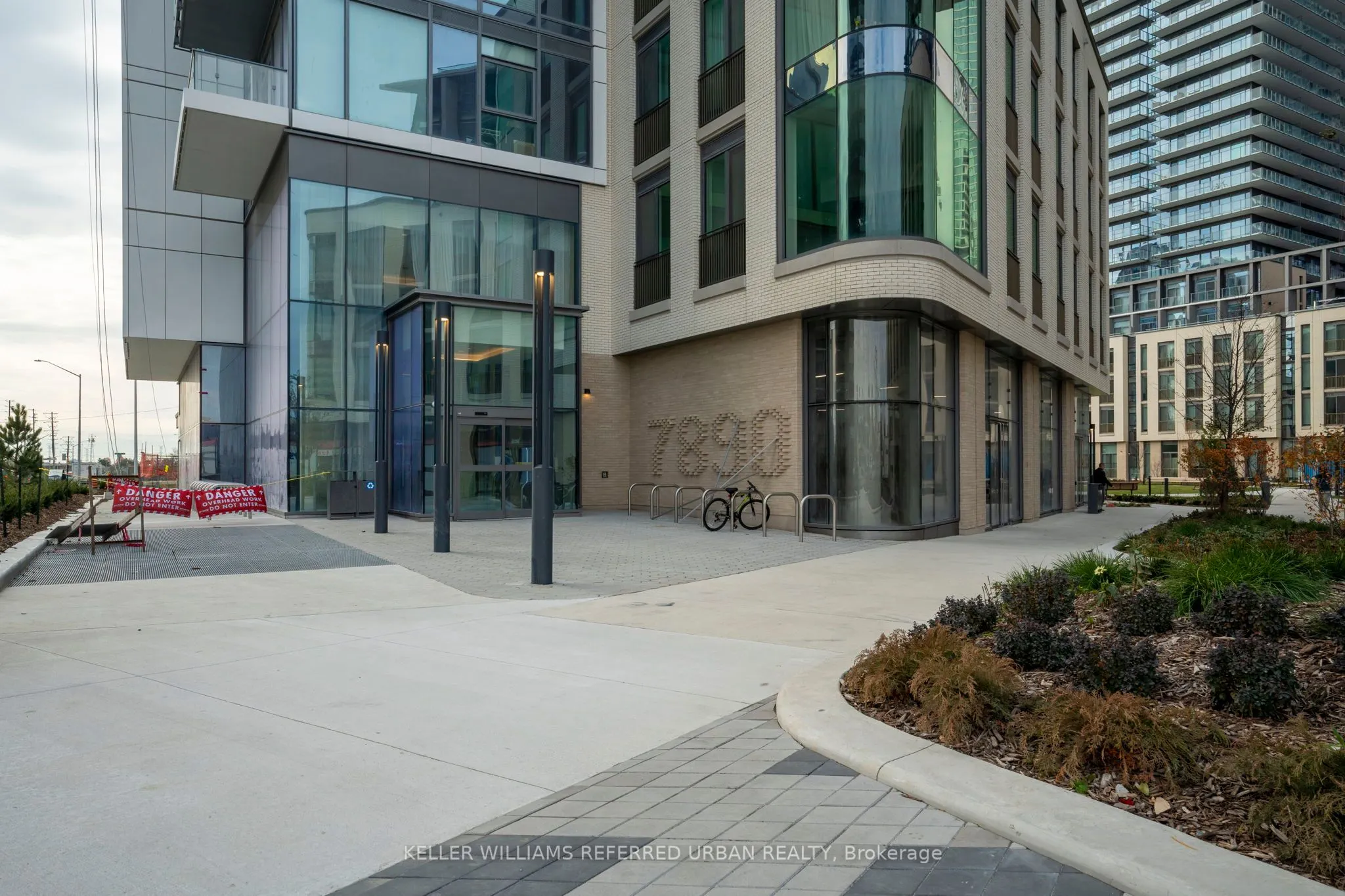 7890 Jane Street, #2910