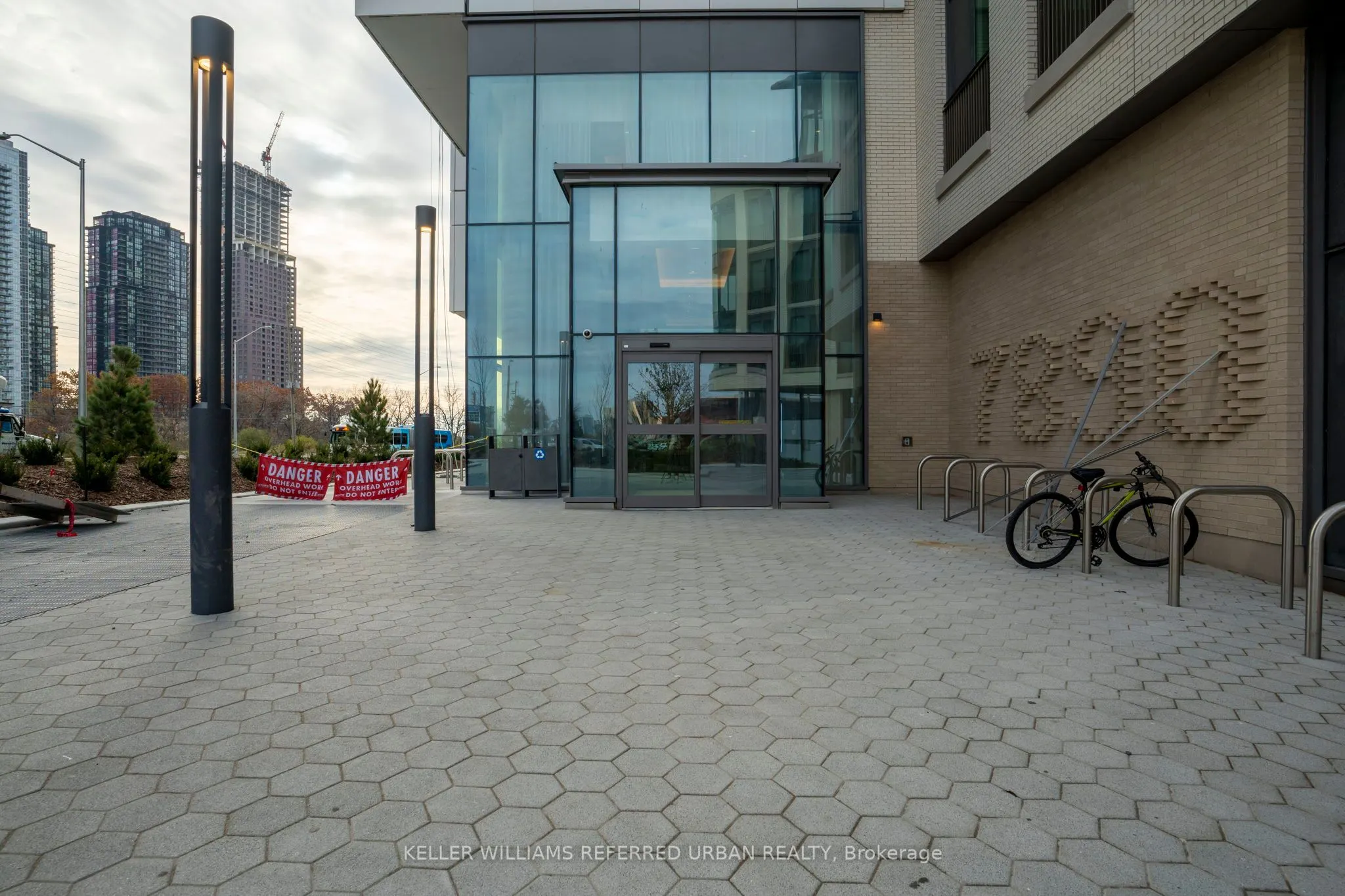 7890 Jane Street, #2910